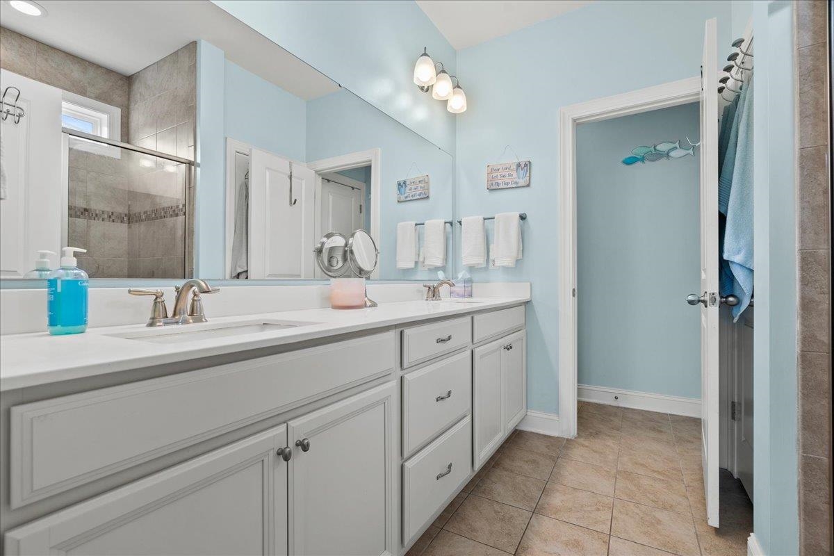 165 Bucky Loop Property Photo 33