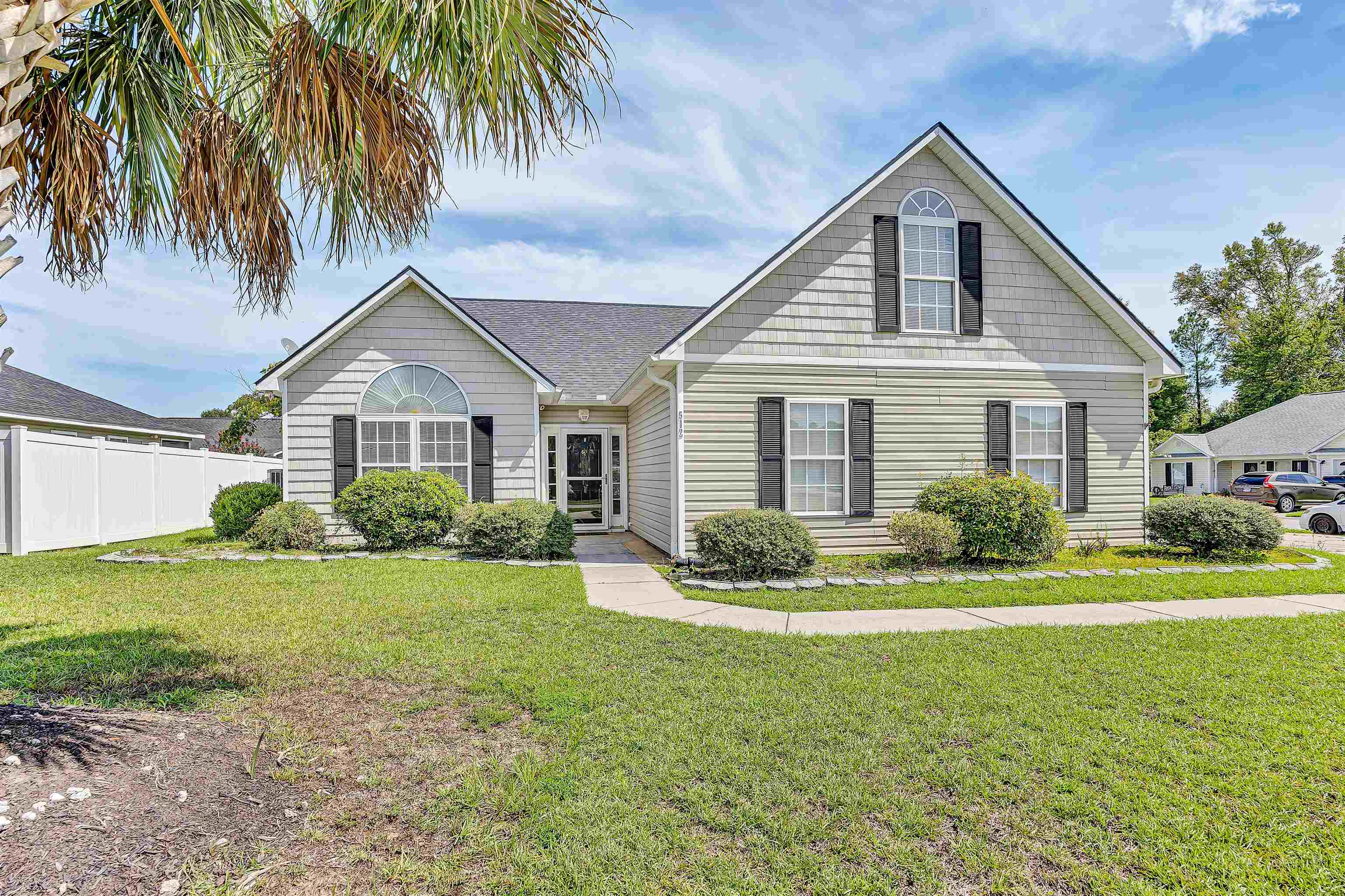 512 Hyacinth Dr. Property Photo 2