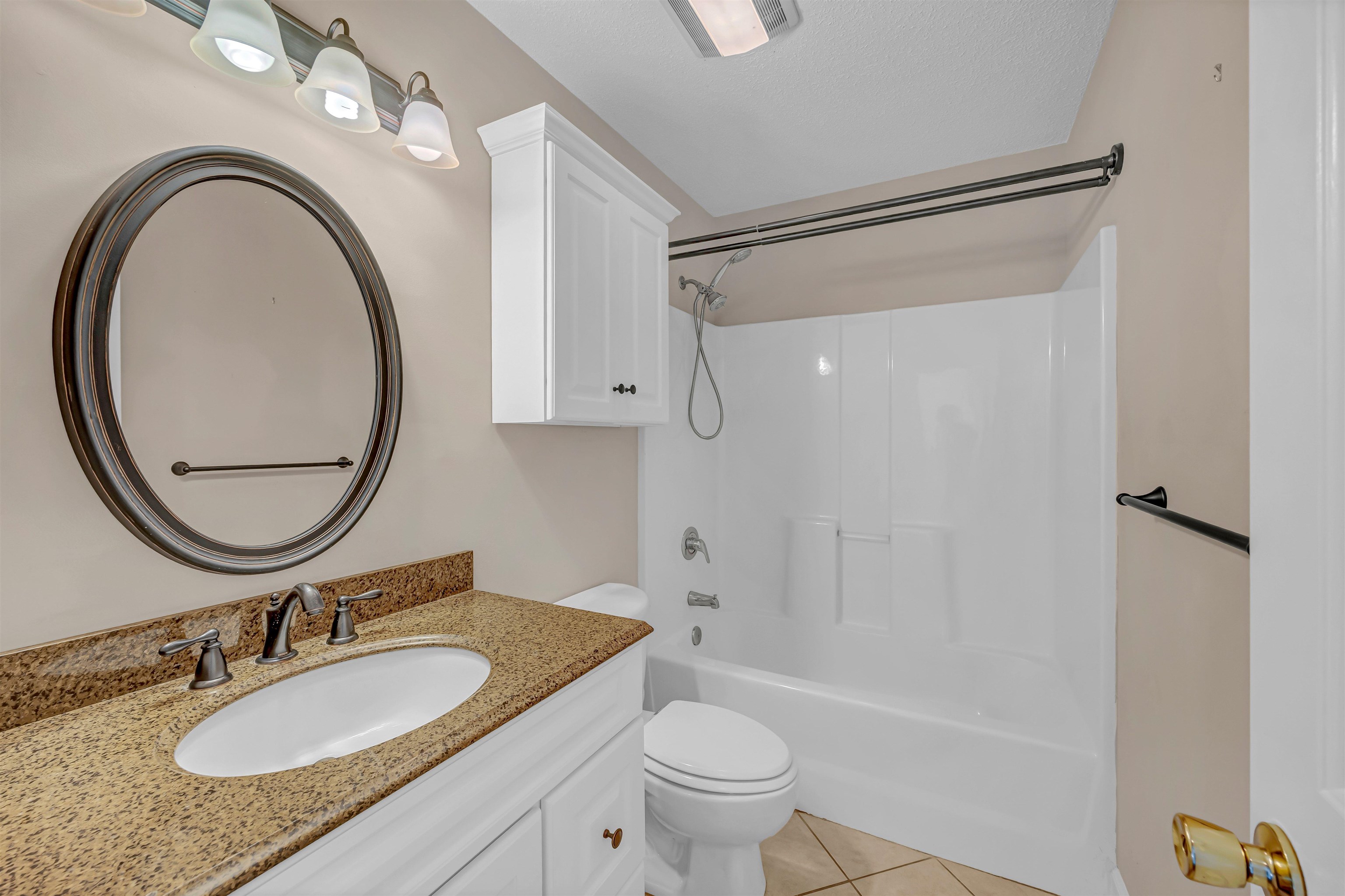 512 Hyacinth Dr. Property Photo 14