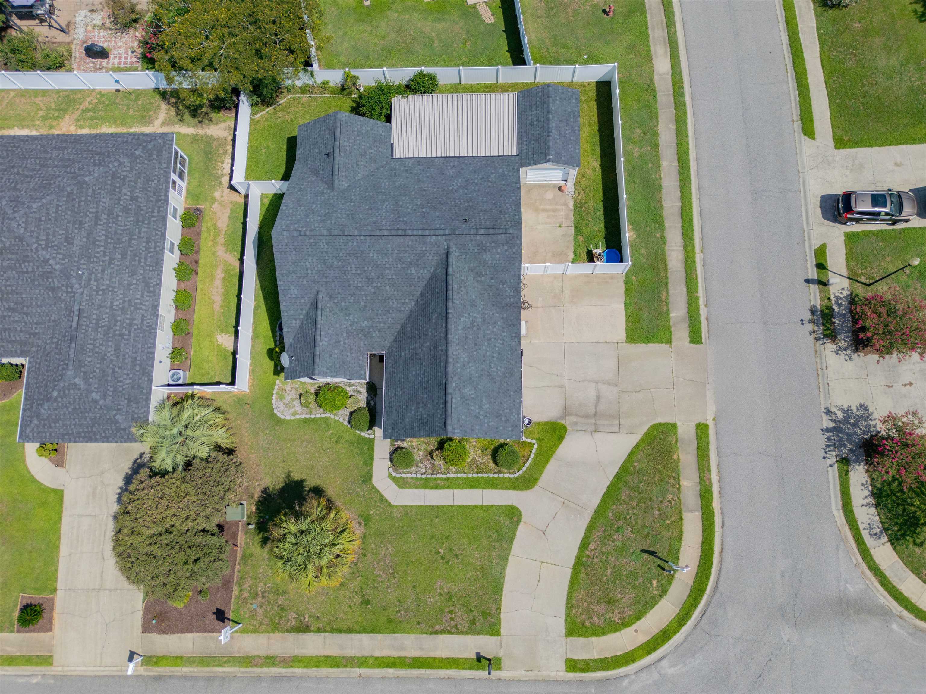 512 Hyacinth Dr. Property Photo 40