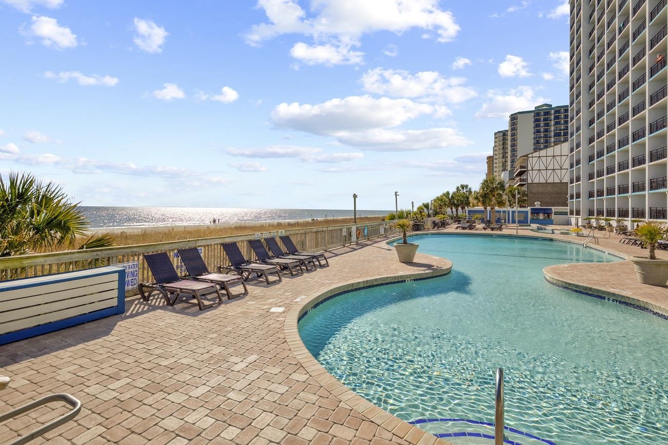 3000 N Ocean Blvd. Property Photo 17