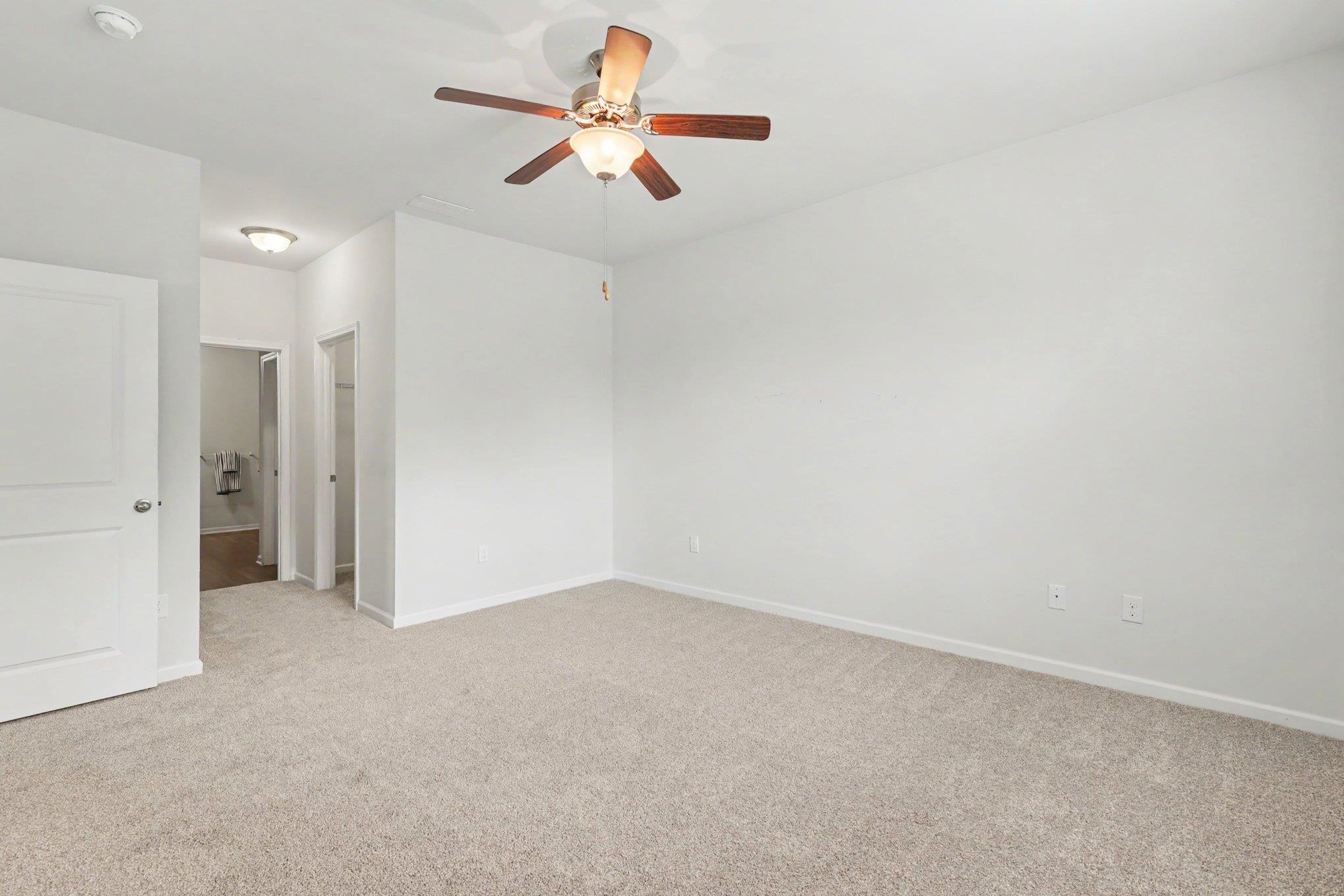 124 Rialto Dr. Property Photo 15