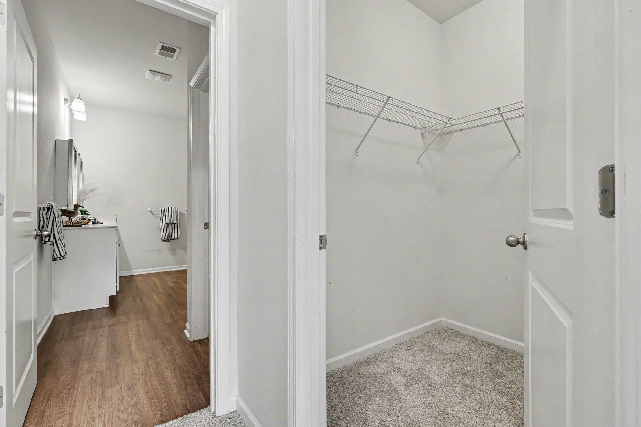 124 Rialto Dr. Property Photo 16
