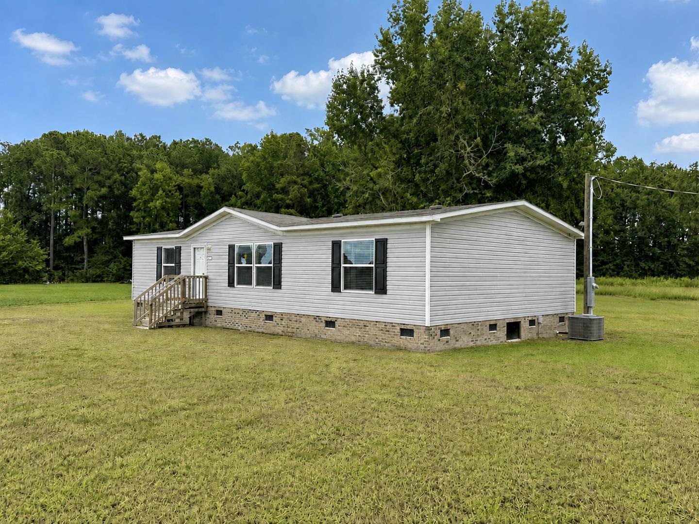 1112 Millers Rd. Property Photo 1