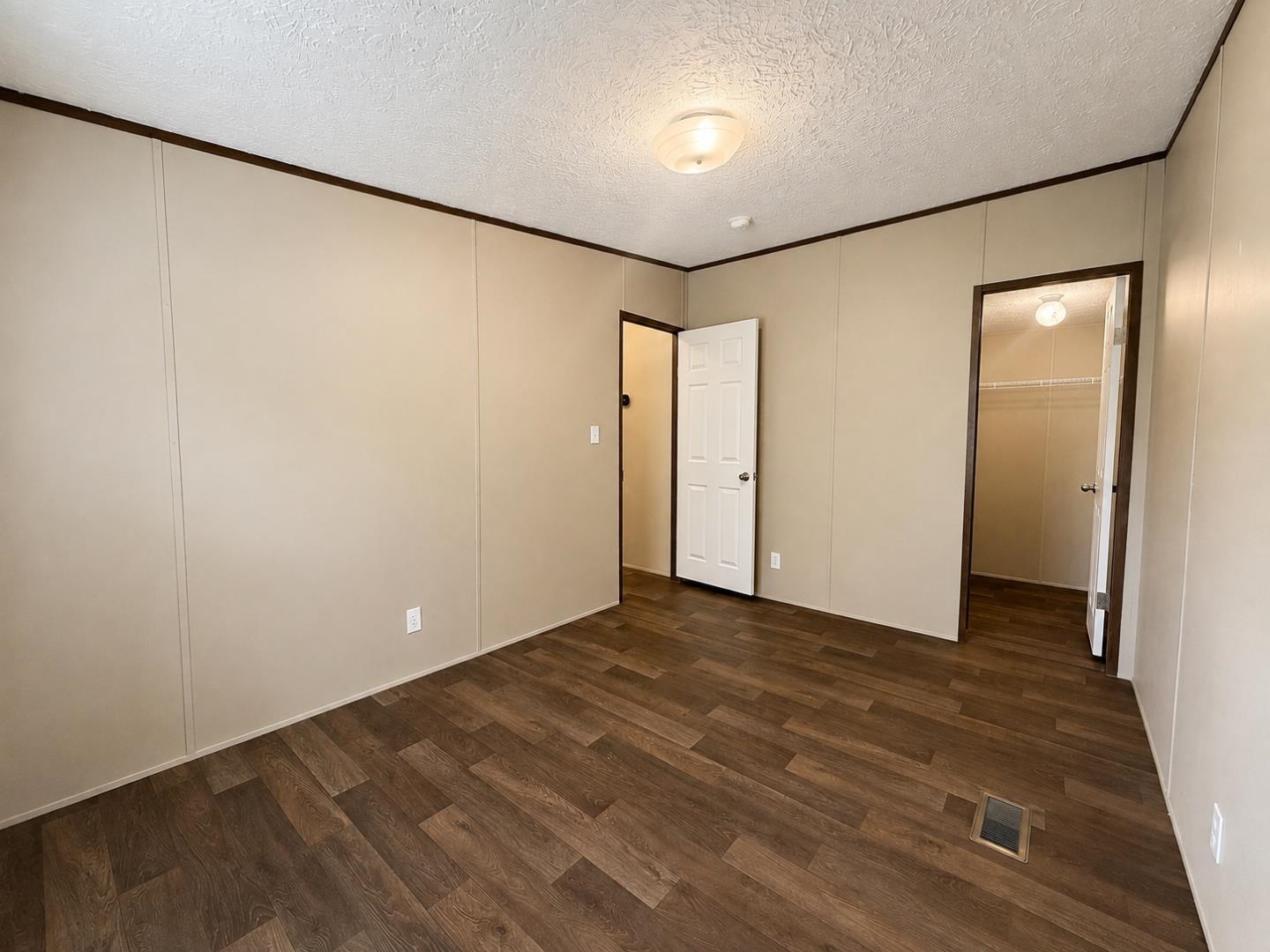 1112 Millers Rd. Property Photo 14