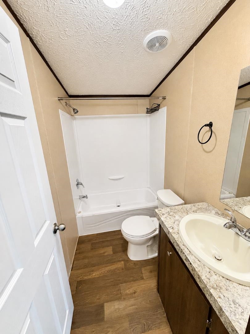 1112 Millers Rd. Property Photo 17