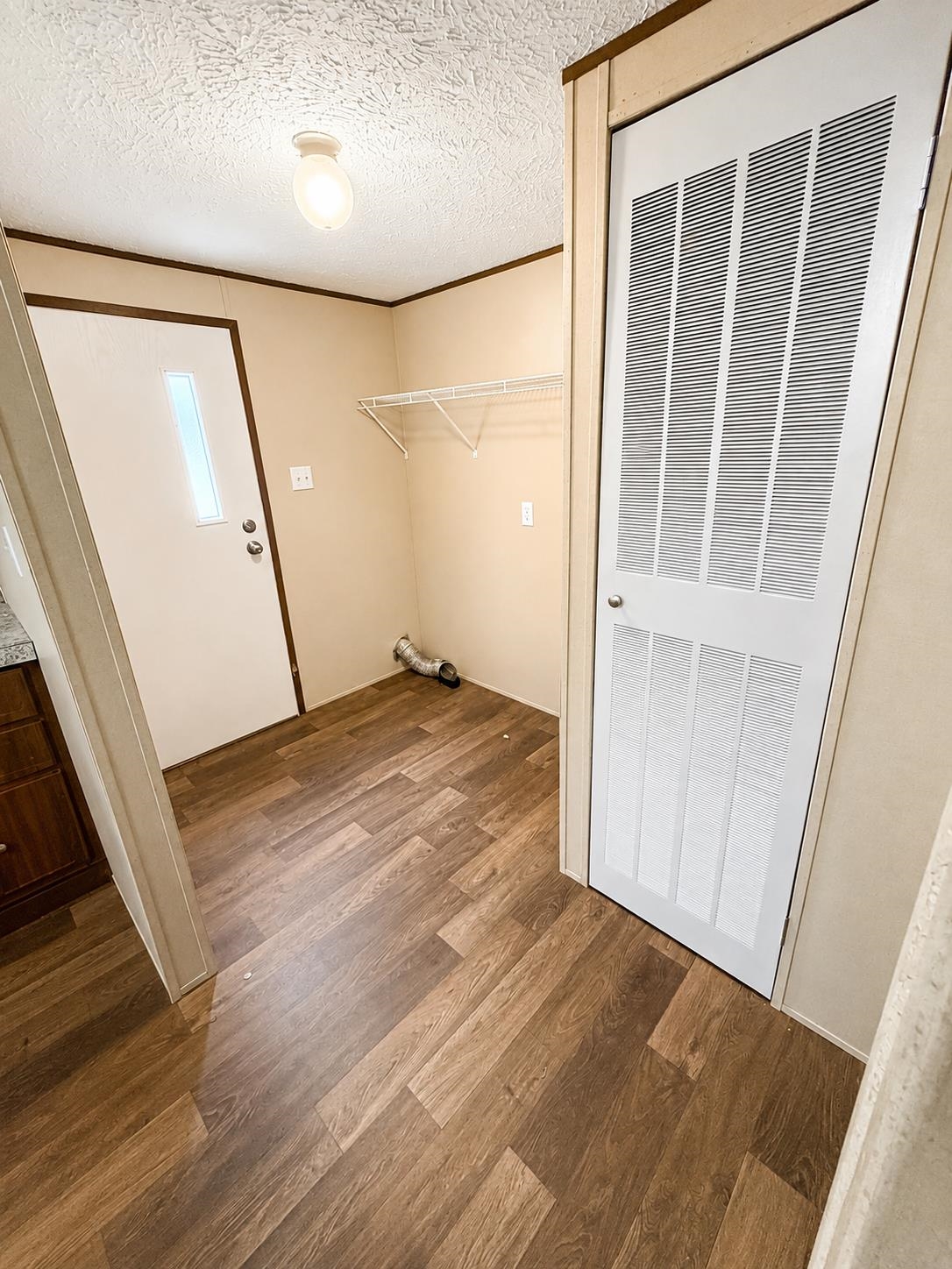 1112 Millers Rd. Property Photo 18