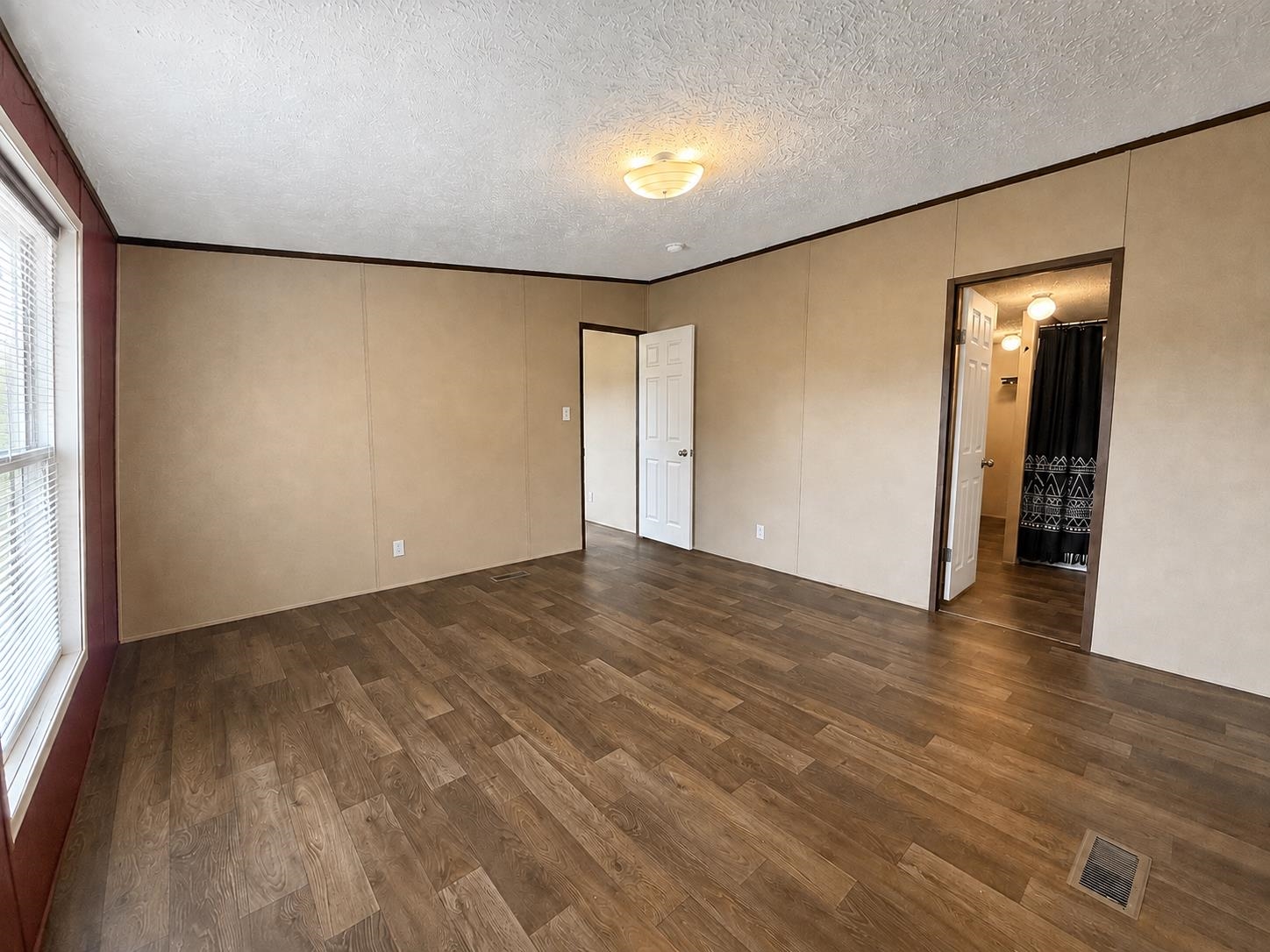 1112 Millers Rd. Property Photo 20
