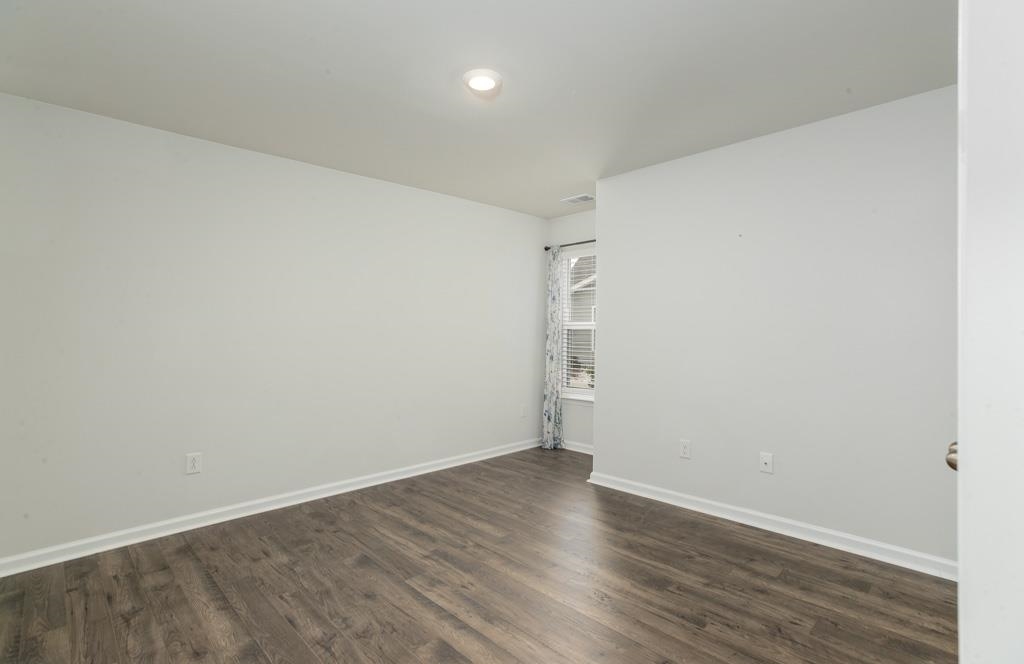 1843 Berkley Village Loop Property Photo 20