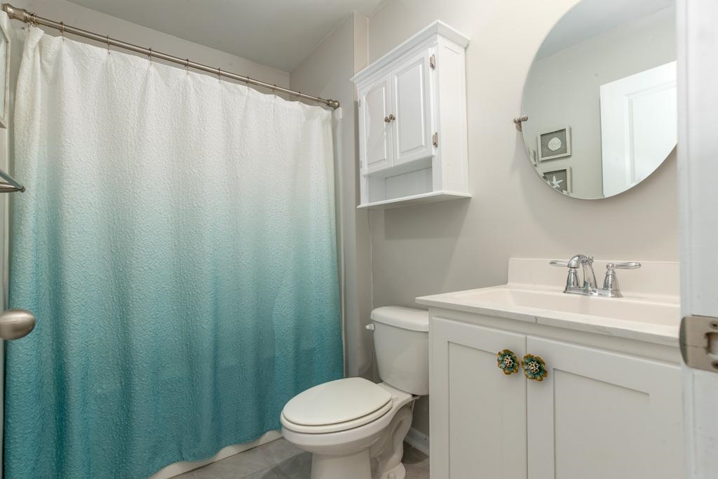 1843 Berkley Village Loop Property Photo 26