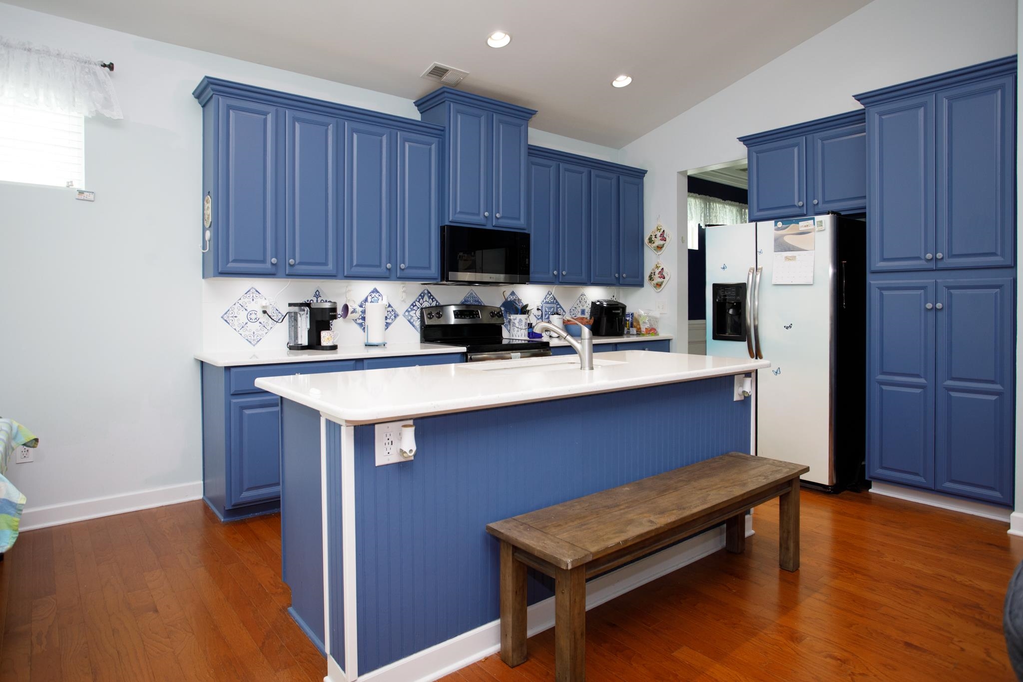 1734 Legacy Loop Property Photo 4