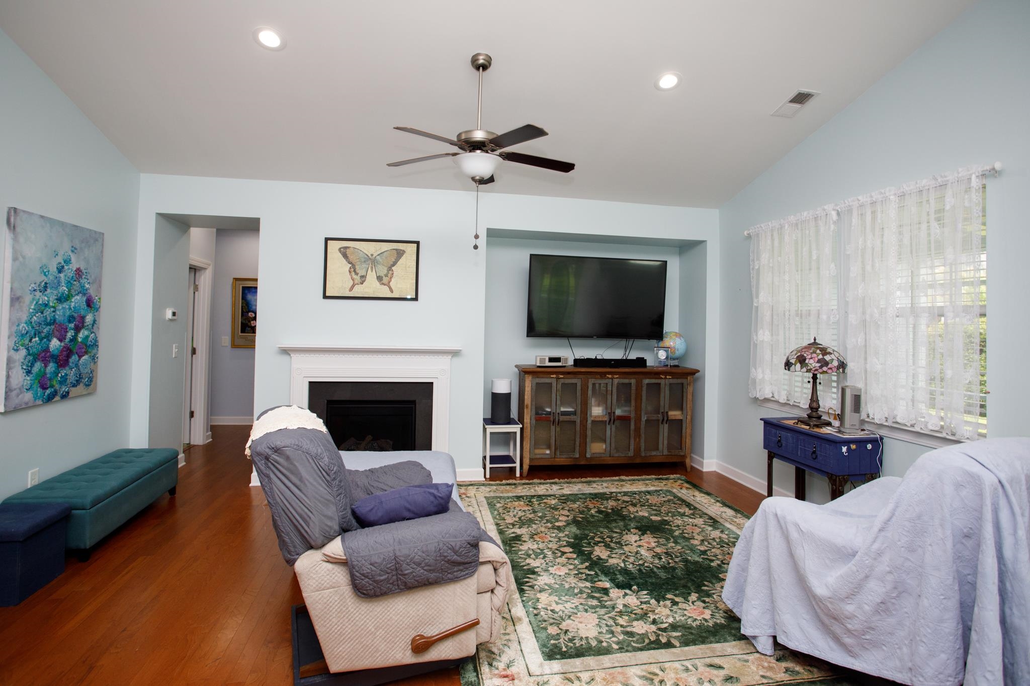 1734 Legacy Loop Property Photo 8