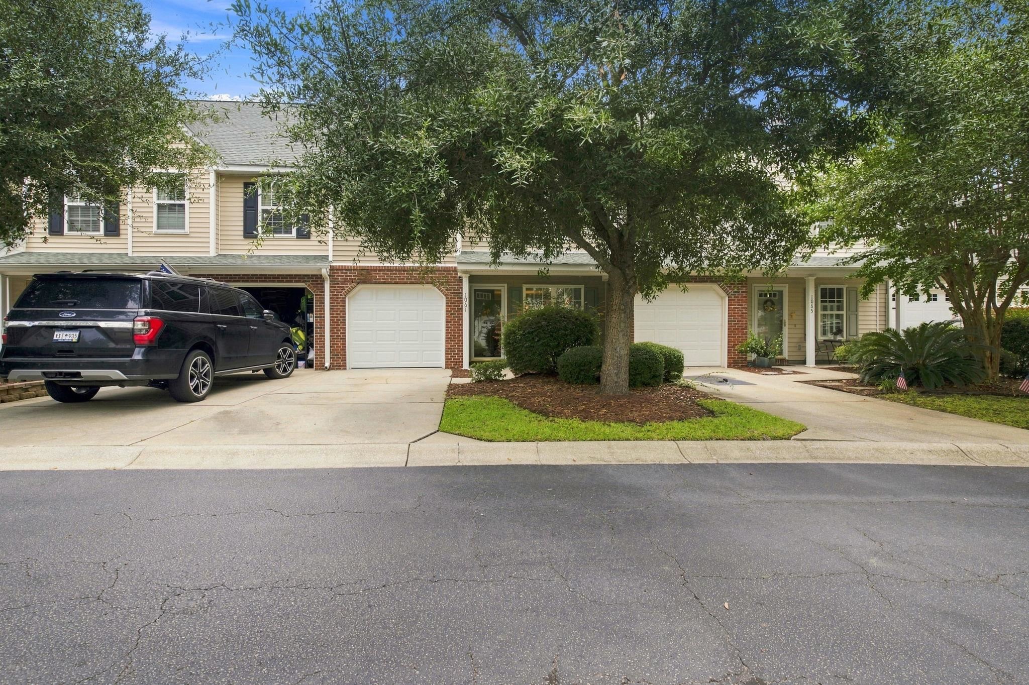 1061 Williston Loop Property Photo 1