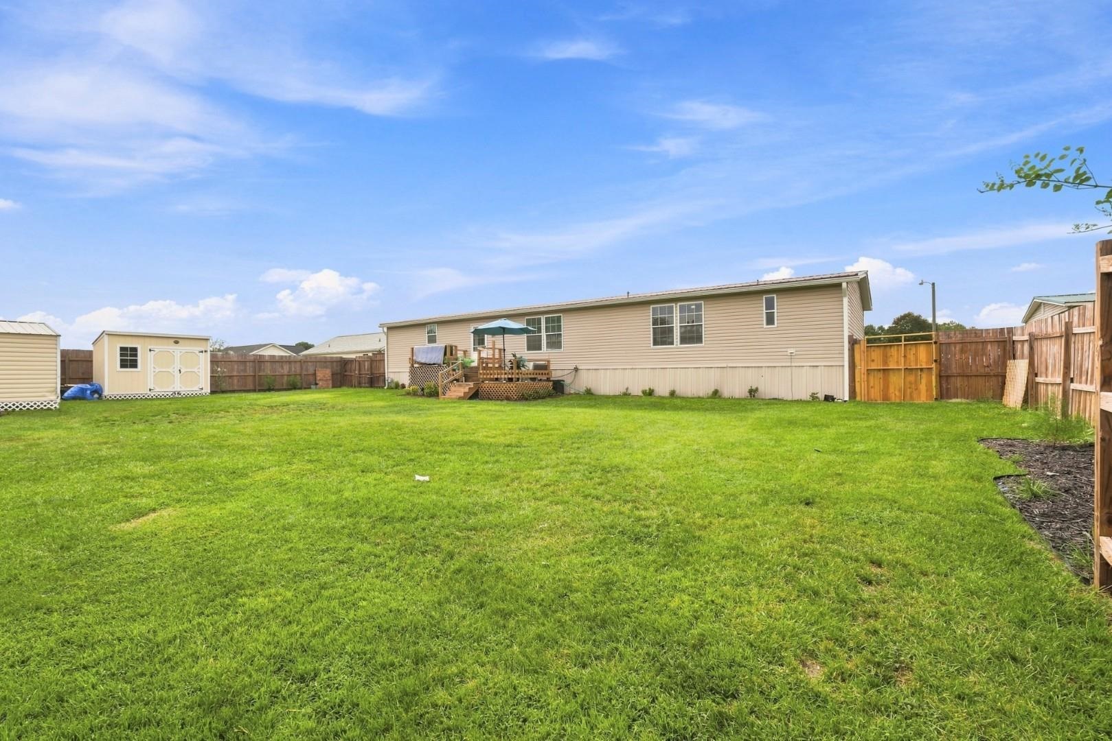 6284 Donahue Dr. Property Photo 16
