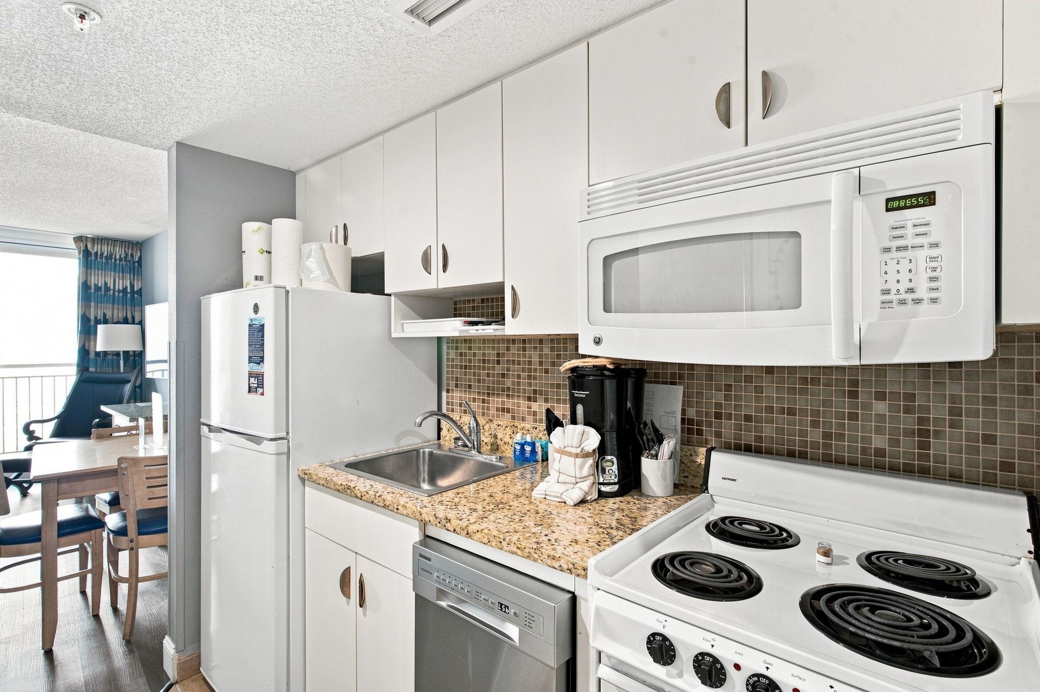 300 N Ocean Blvd. Property Photo 10