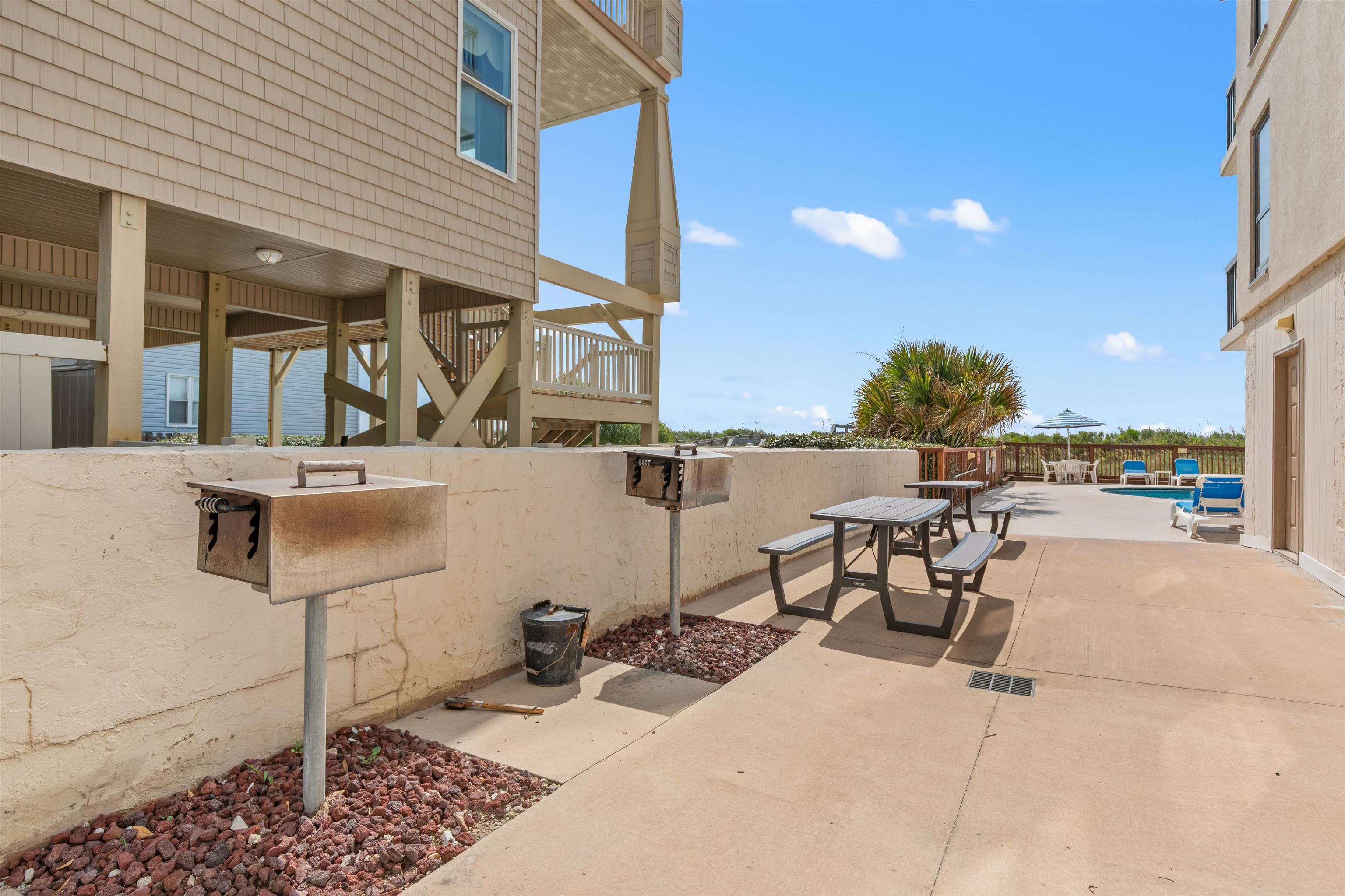 4111 Ocean Blvd. S Property Photo 37