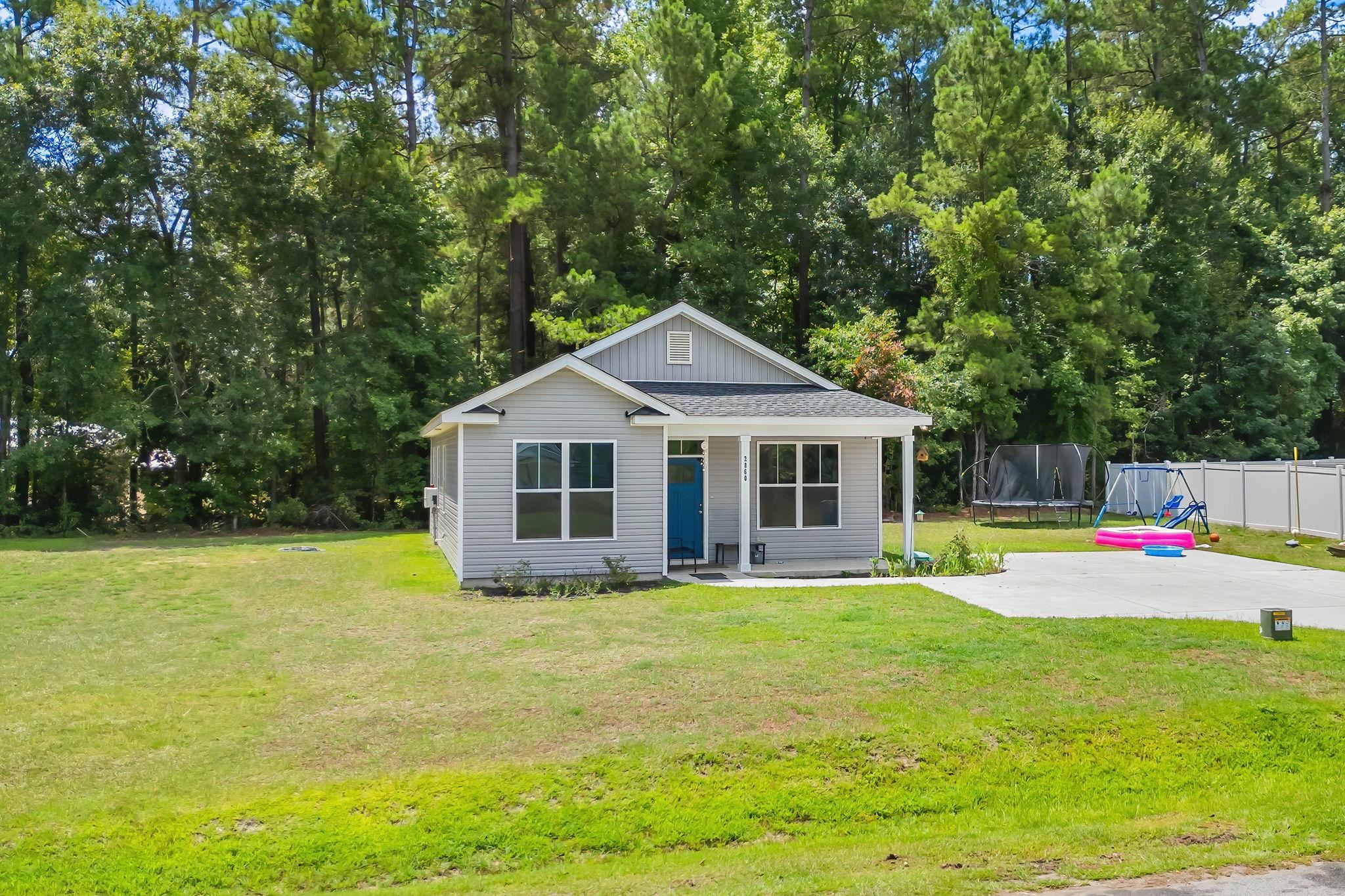 2860 Dawsey Rd. Property Photo 2