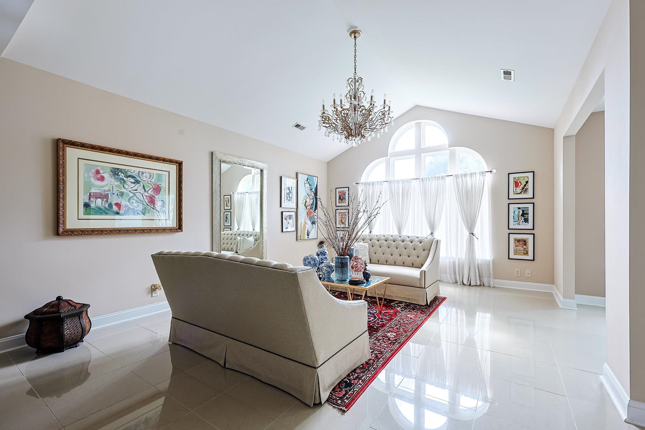 1457 Saint Thomas Circle Property Photo 4
