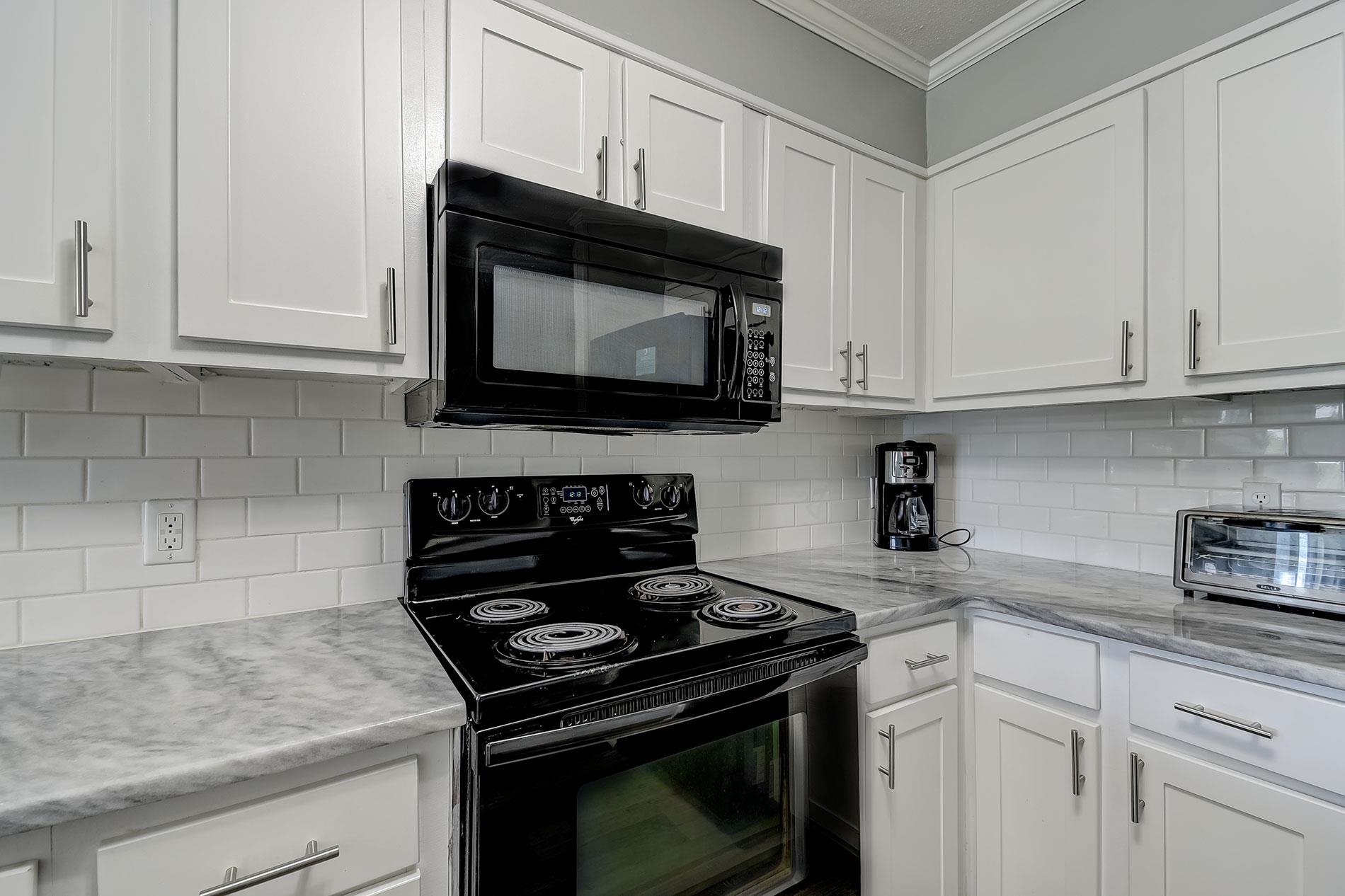 9501 Shore Dr. Property Photo 16