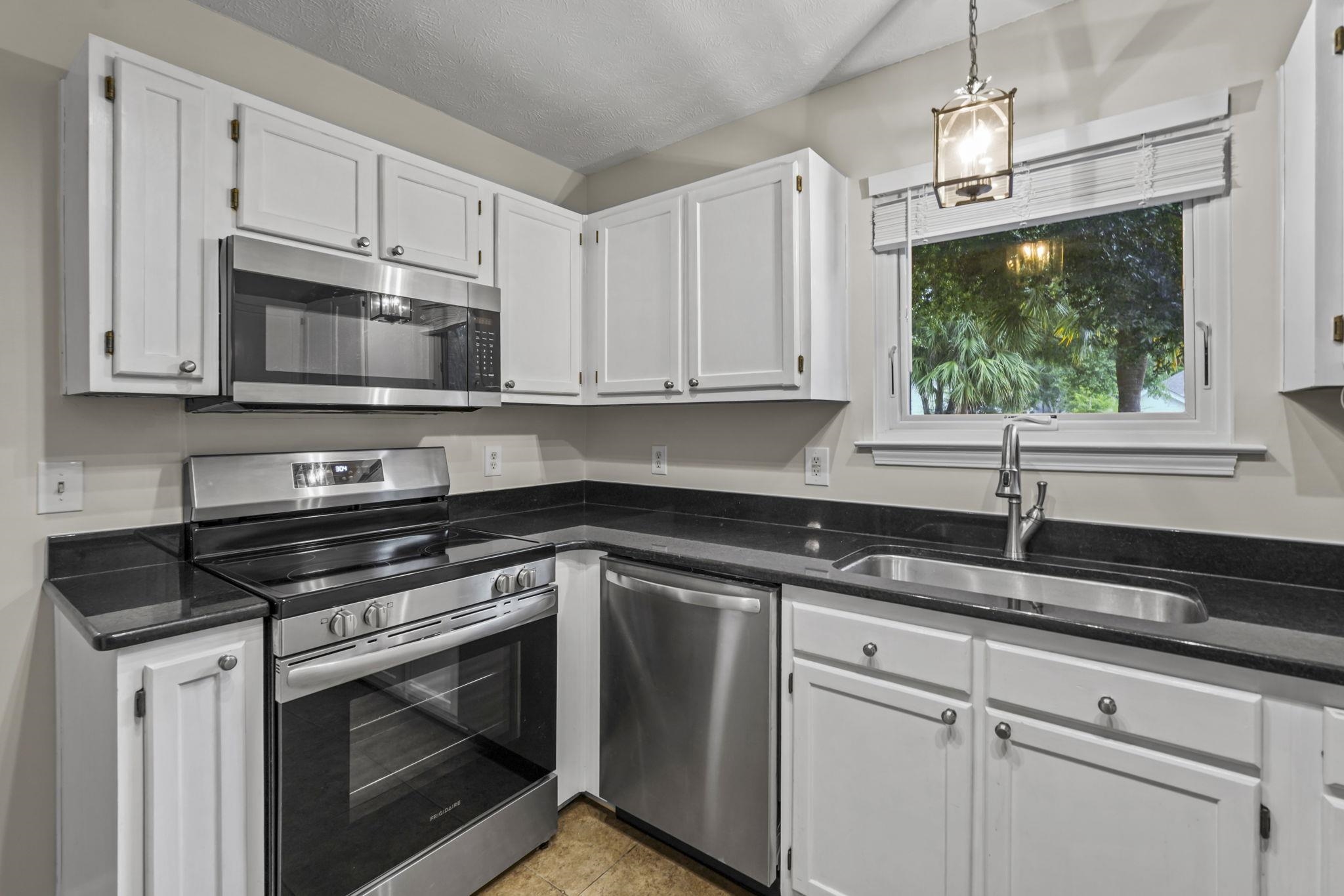 254 Reef Run Rd. Property Photo 6