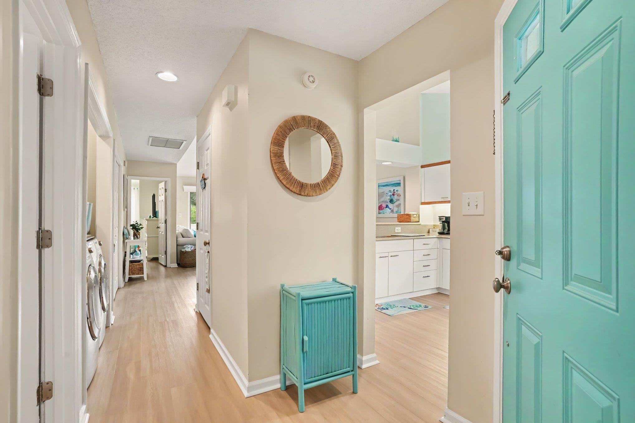 425 Appledore Circle Property Photo 3