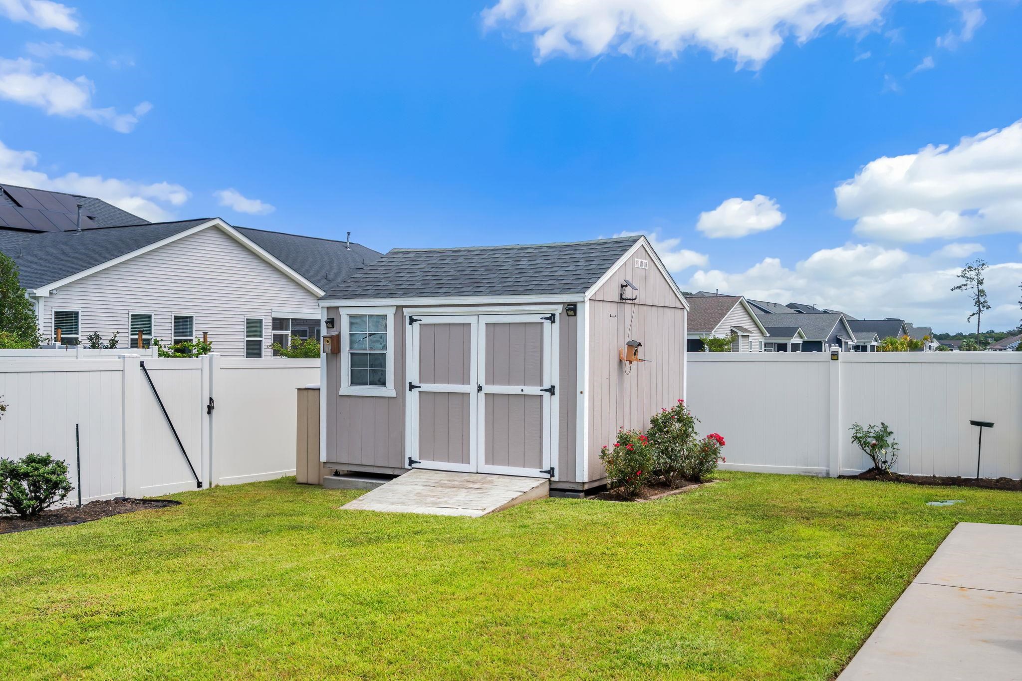 188 Golden Bear Circle Property Photo 37