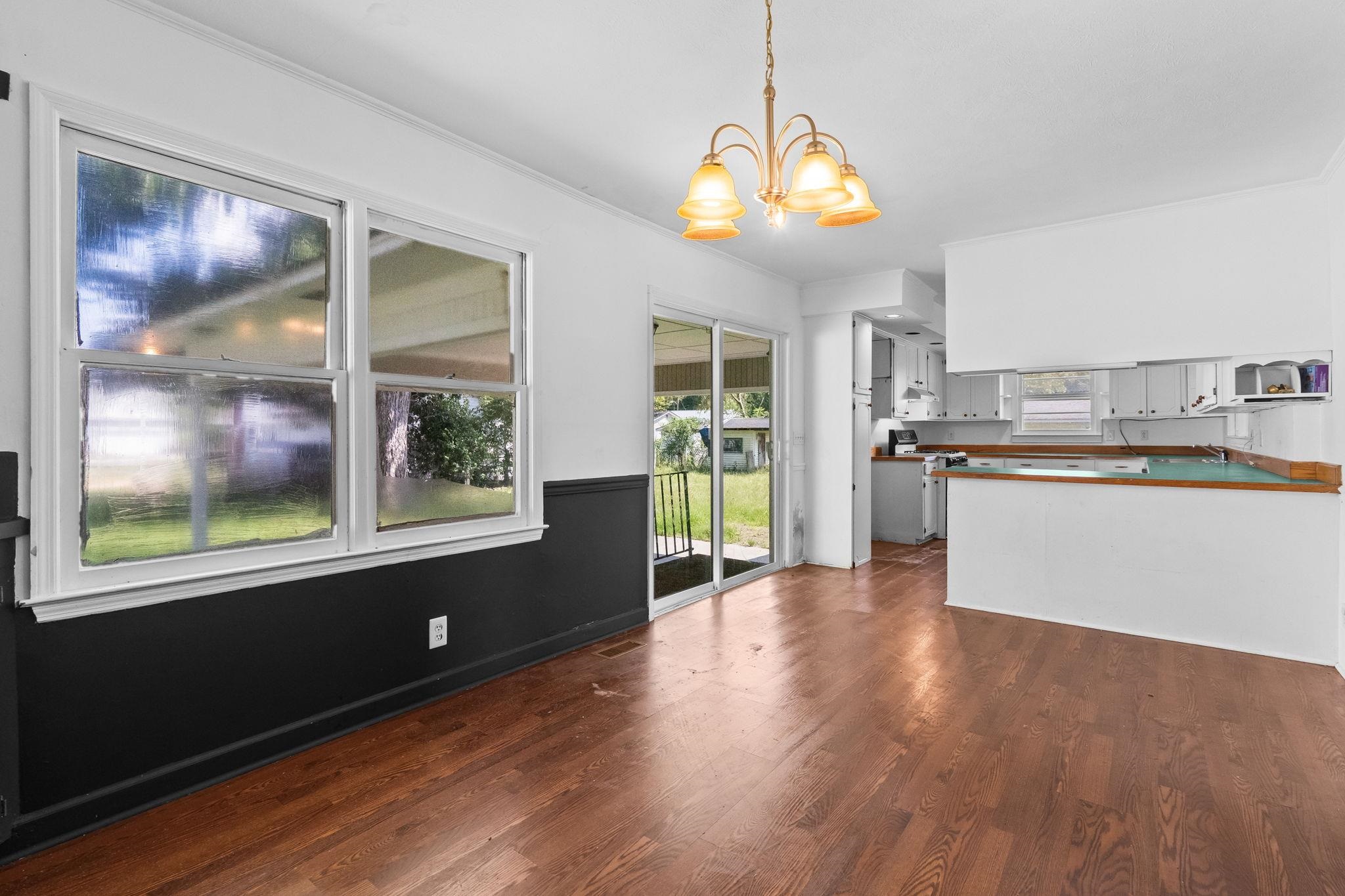 409 E Melrose St. Property Photo 17