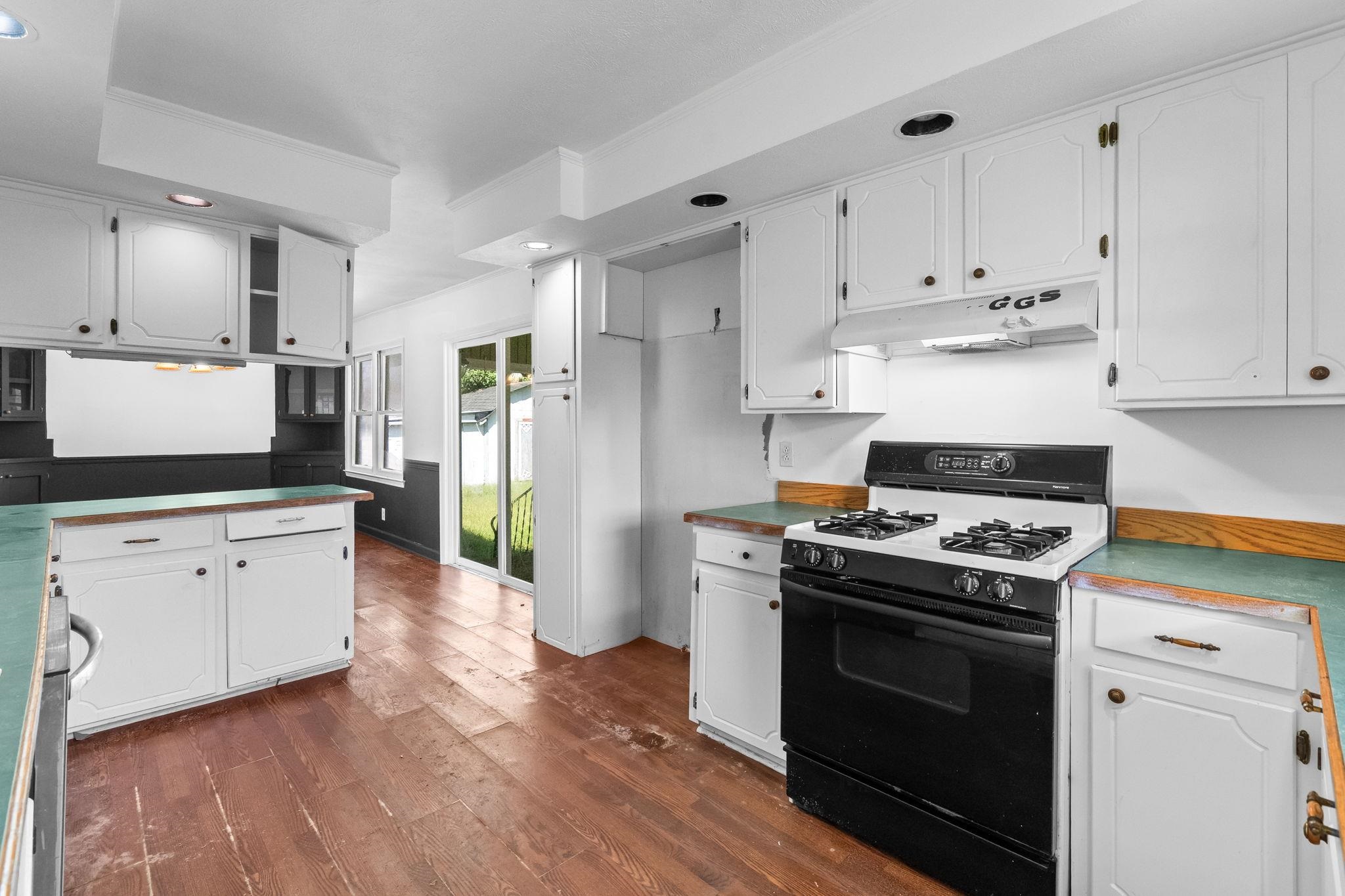 409 E Melrose St. Property Photo 22