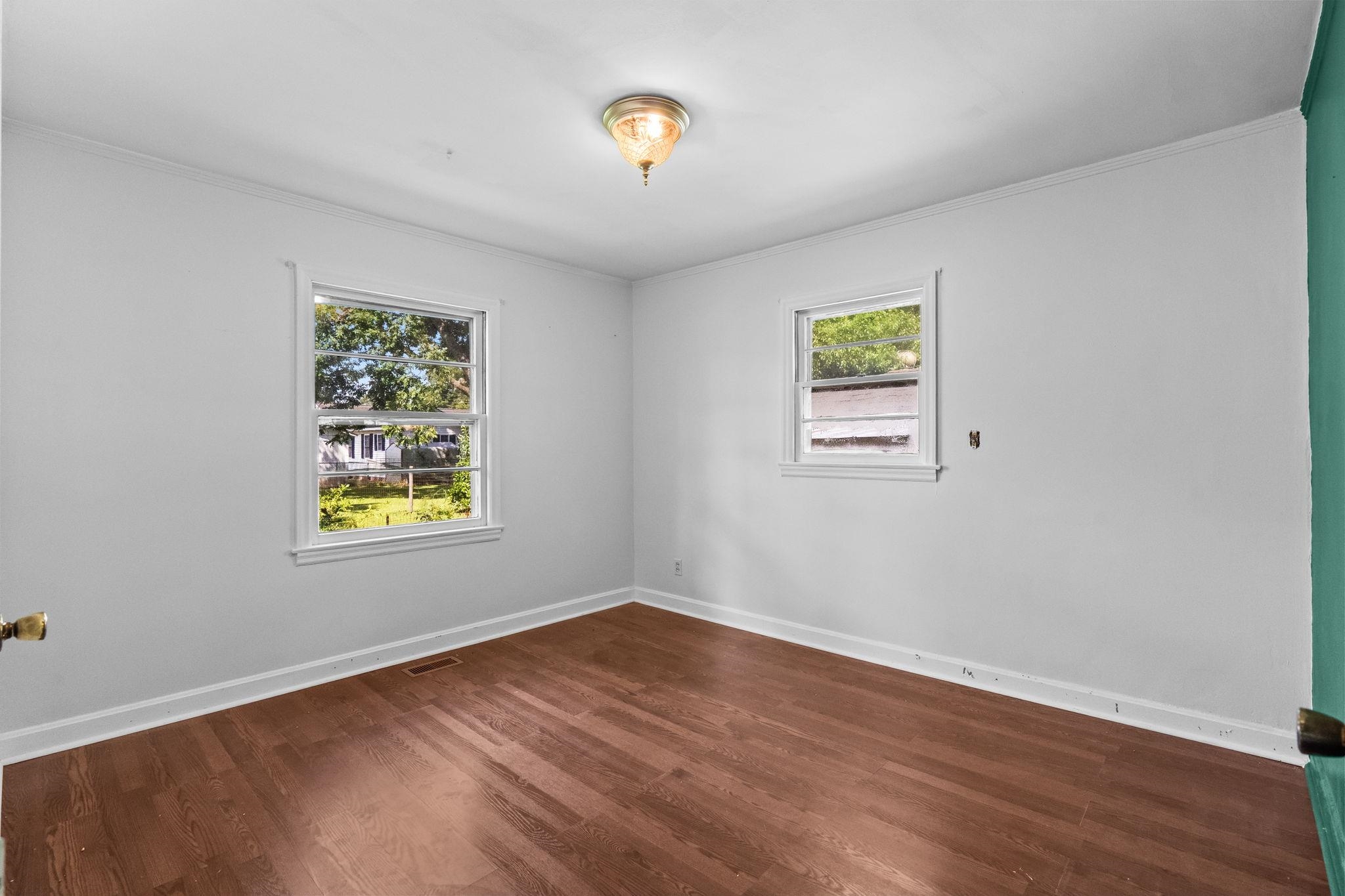 409 E Melrose St. Property Photo 29