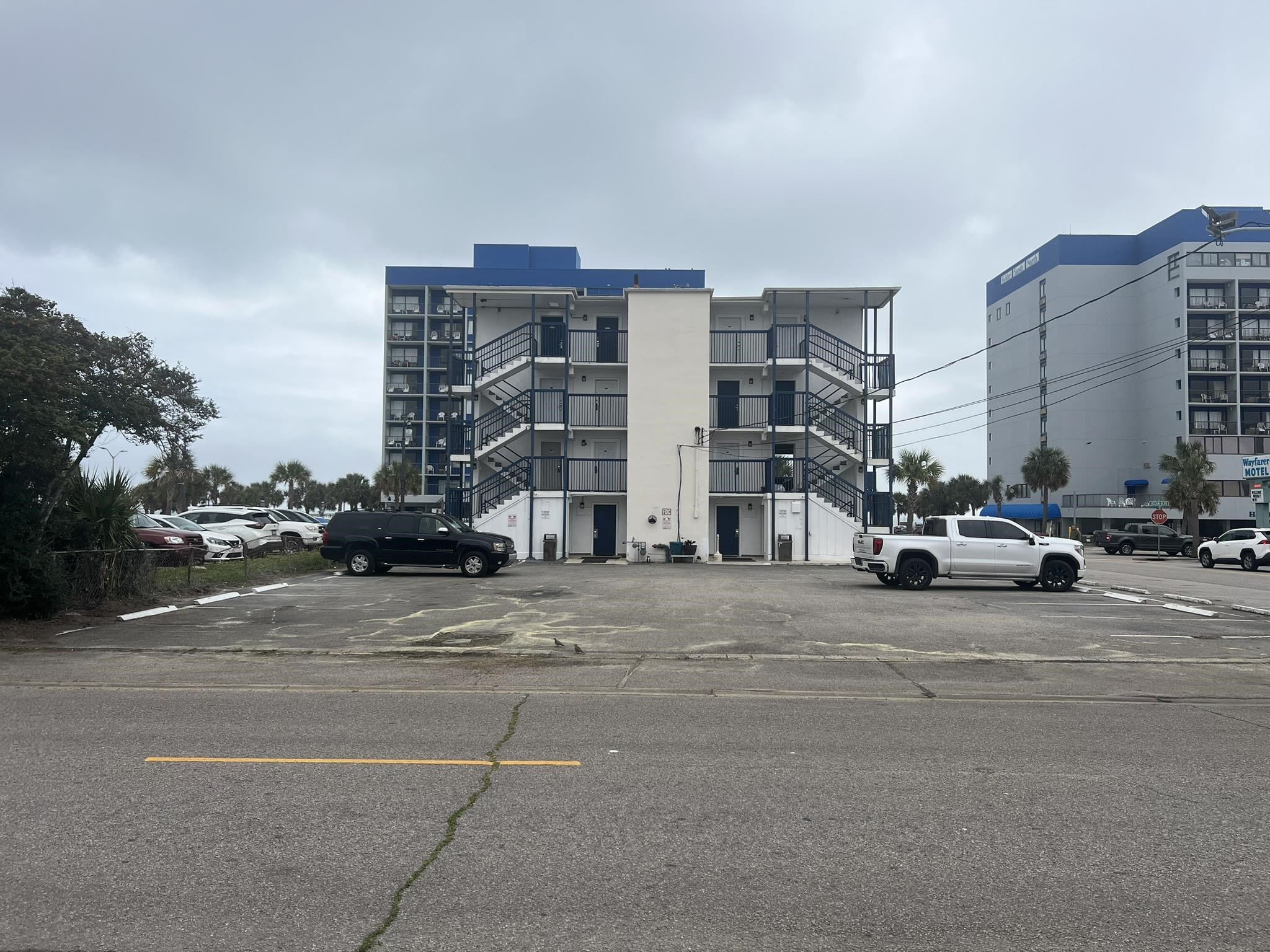 401 N Ocean Blvd. N Property Photo 4