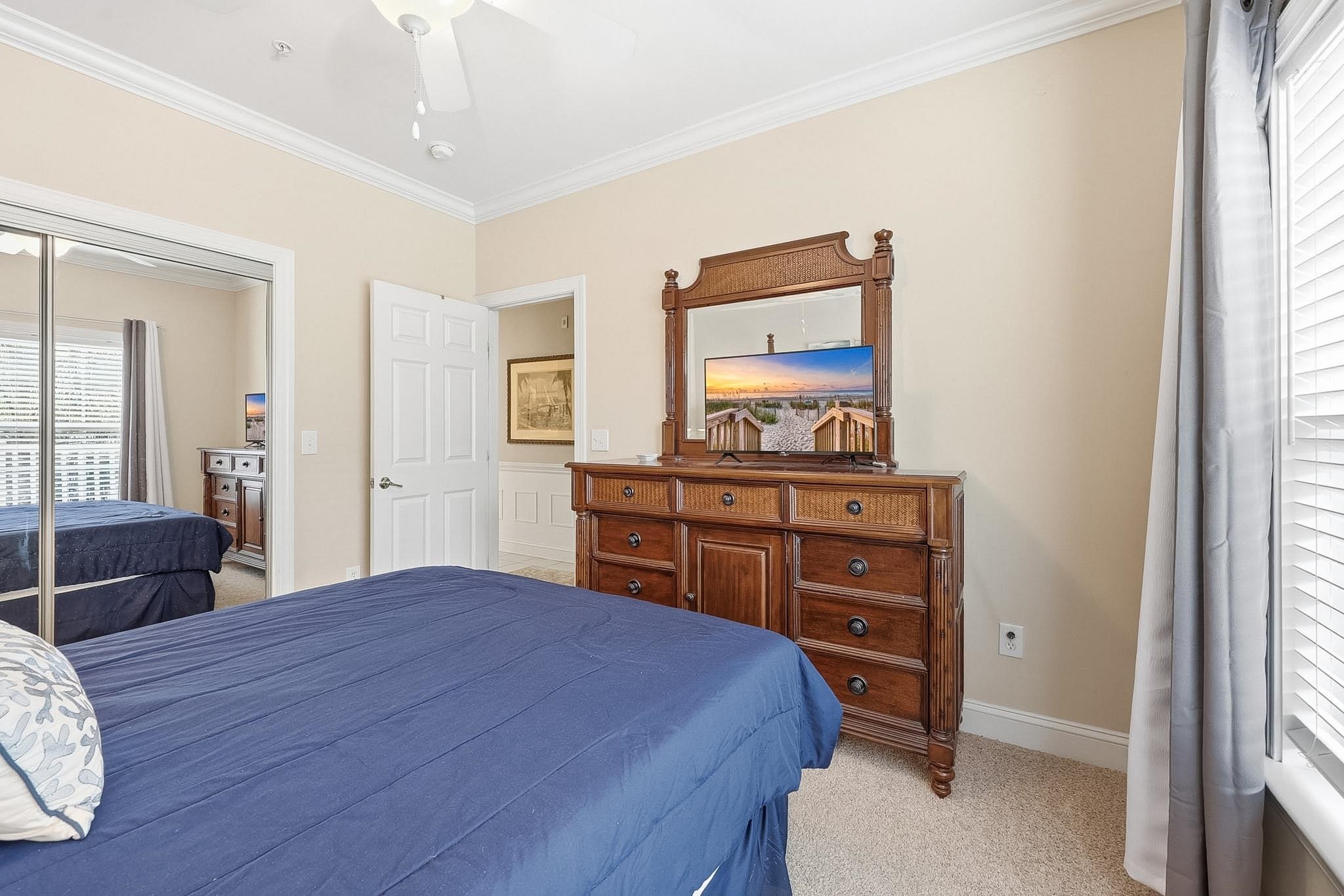 1106 Louise Costin Ln. Property Photo 8