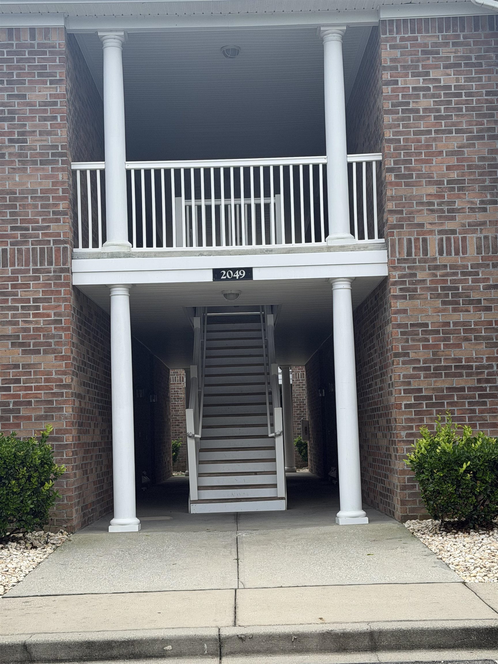 2049 Silver Crest Dr. Property Photo 2