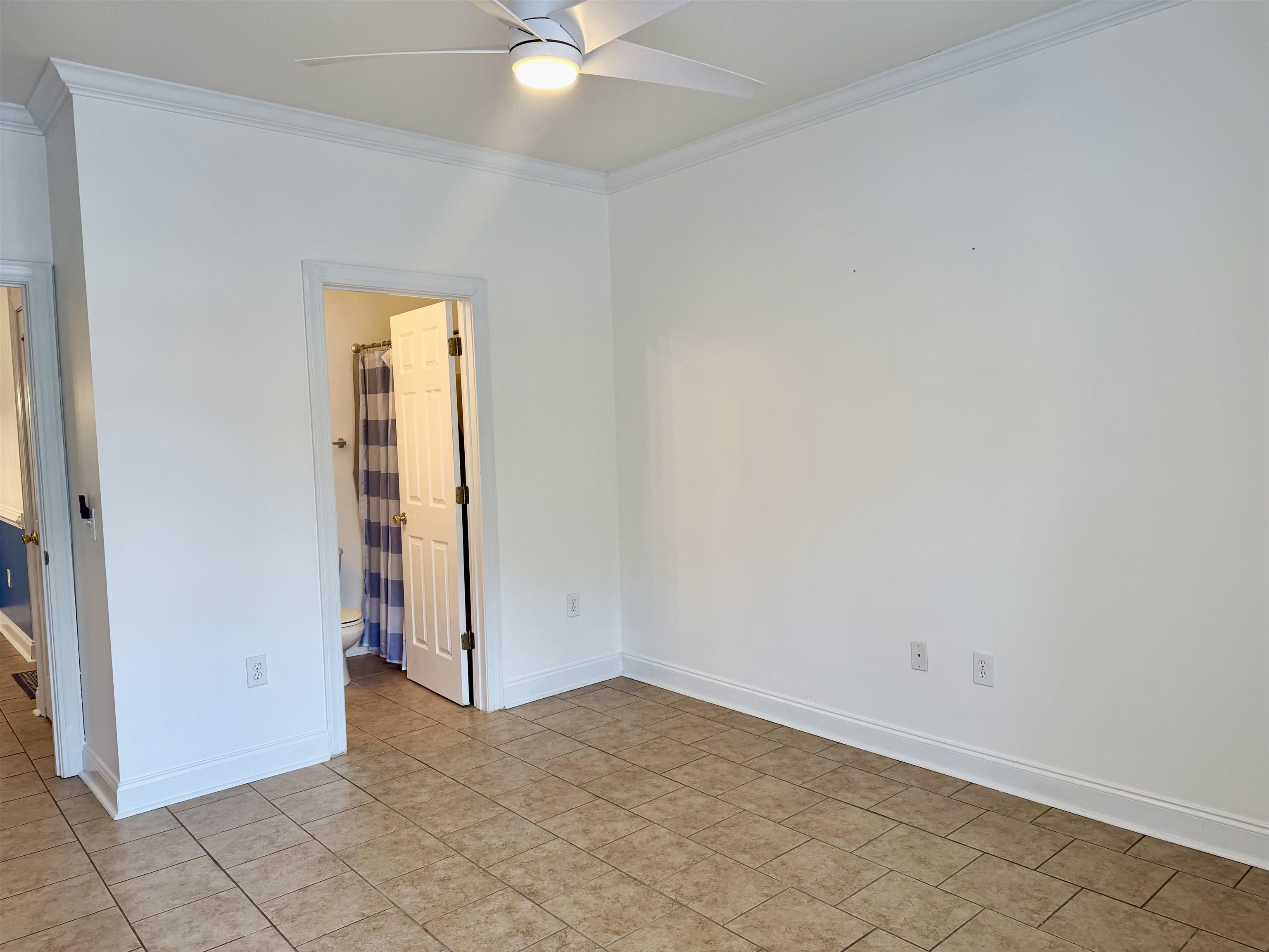 2049 Silver Crest Dr. Property Photo 21