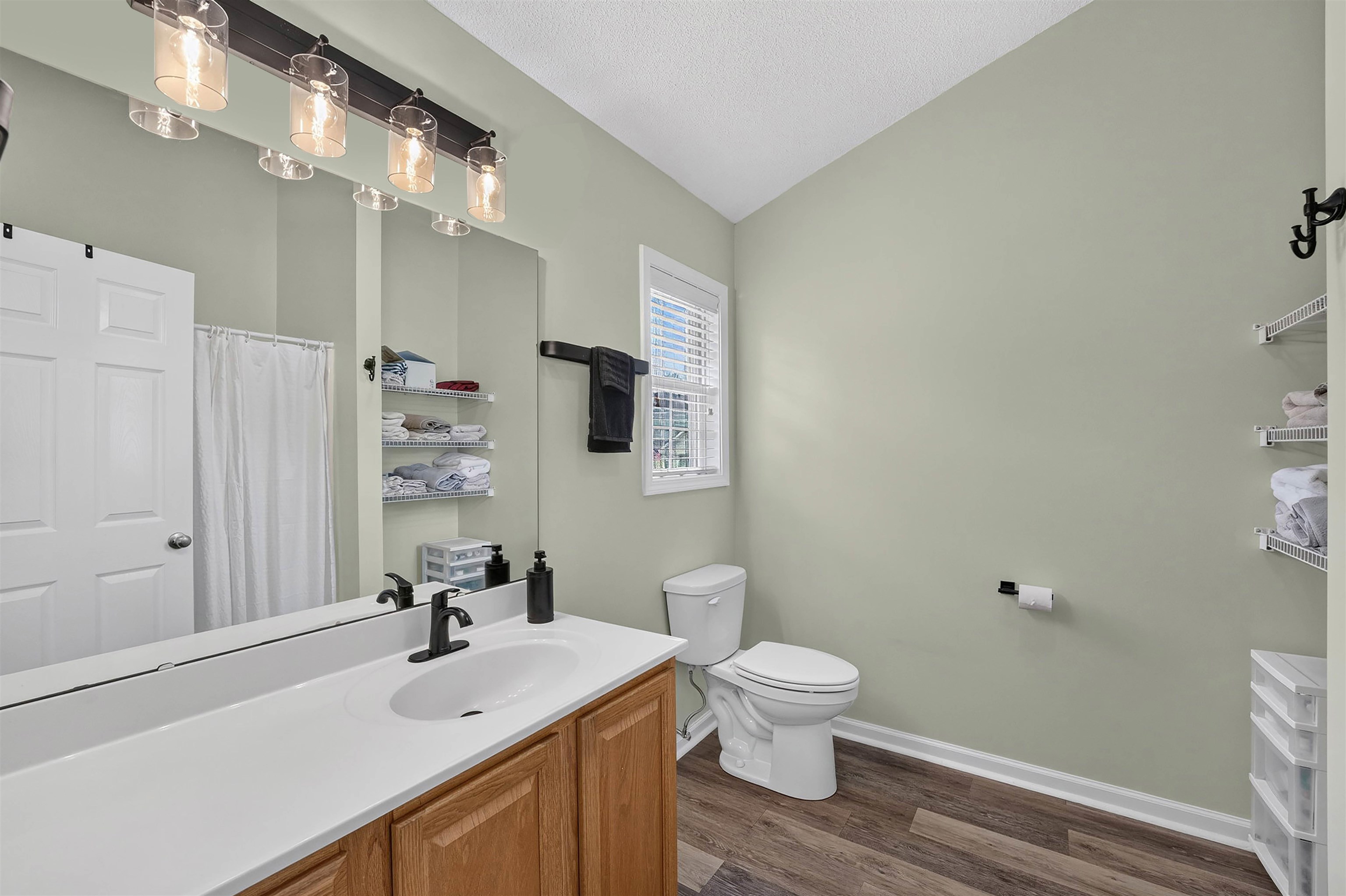 4225 Rivergate Ln. Property Photo 18