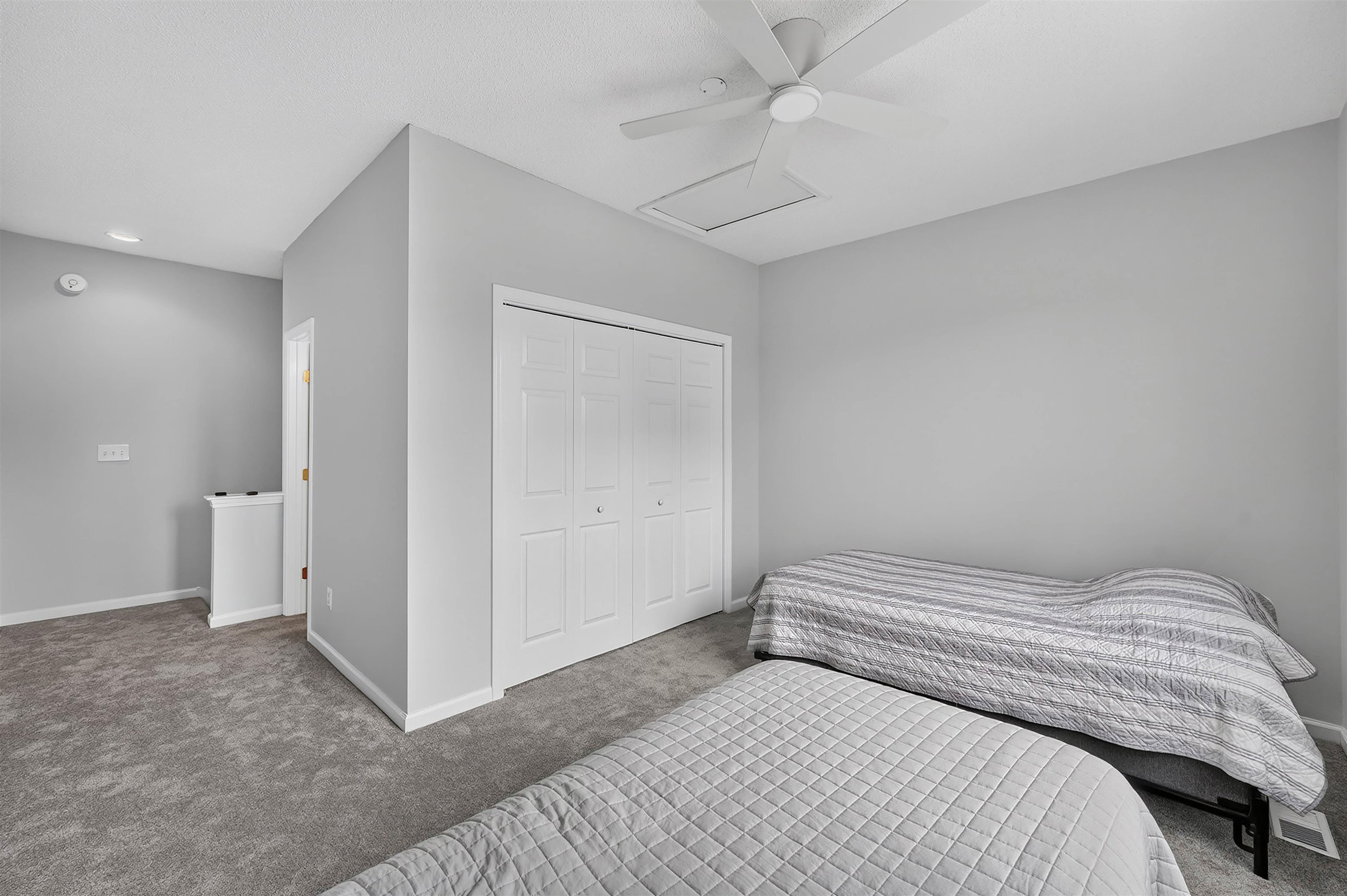4225 Rivergate Ln. Property Photo 25