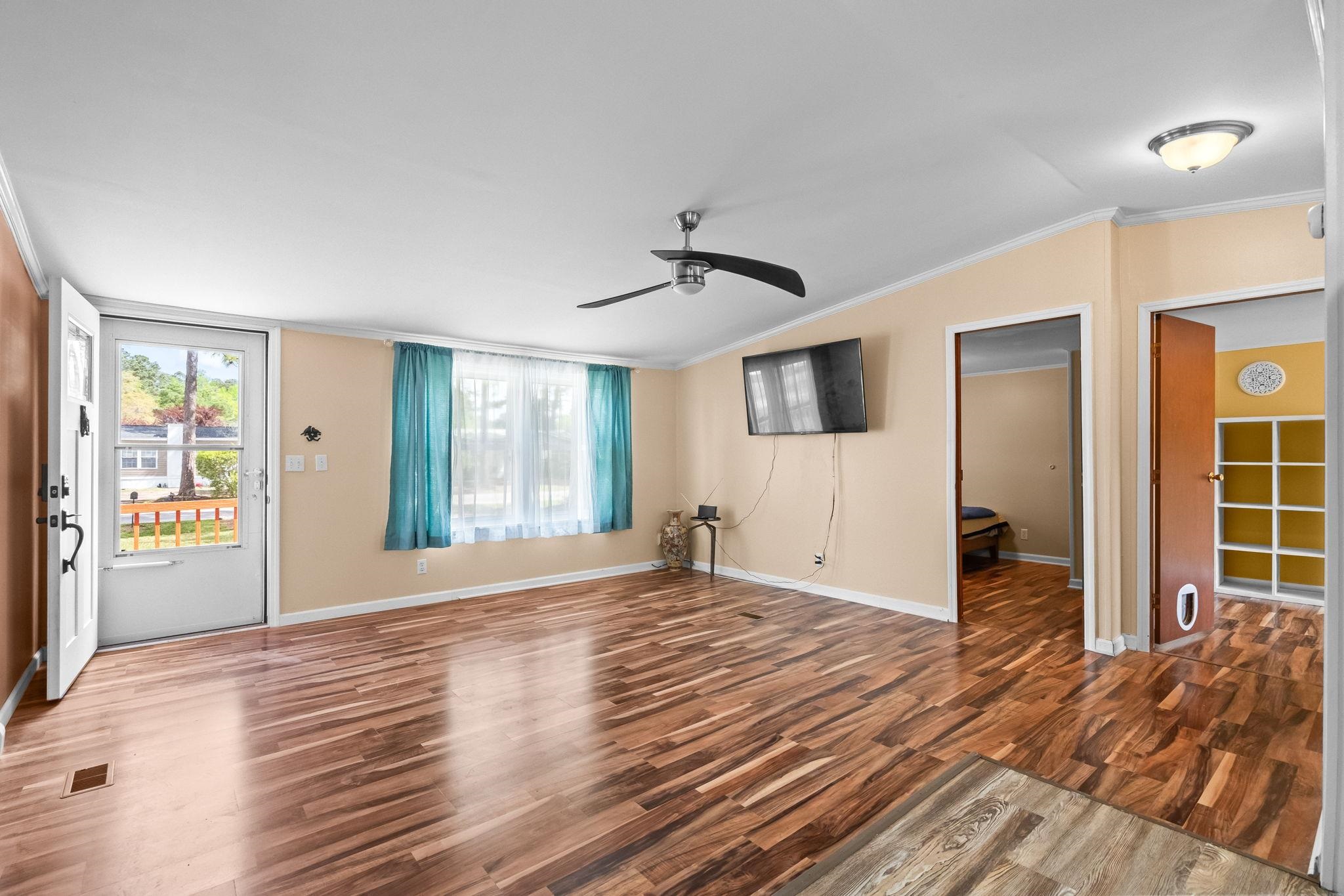 425 Sand Hill Dr. Property Photo 4