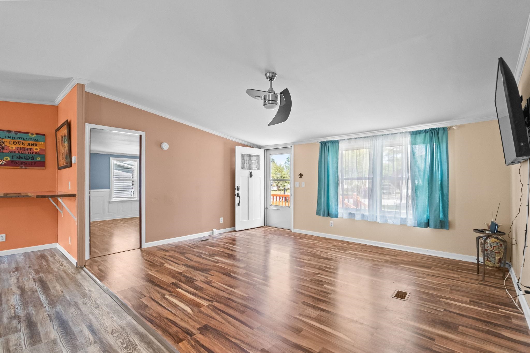 425 Sand Hill Dr. Property Photo 6