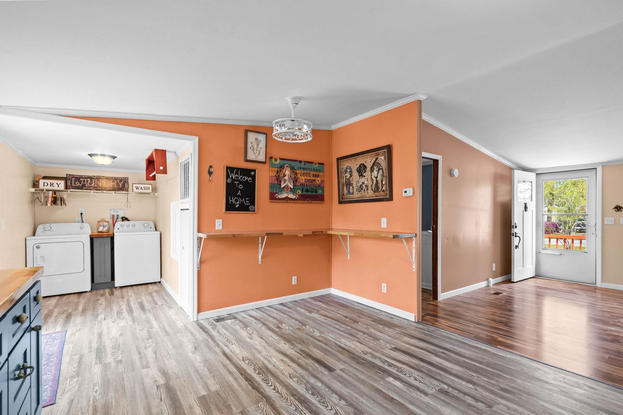 425 Sand Hill Dr. Property Photo 10
