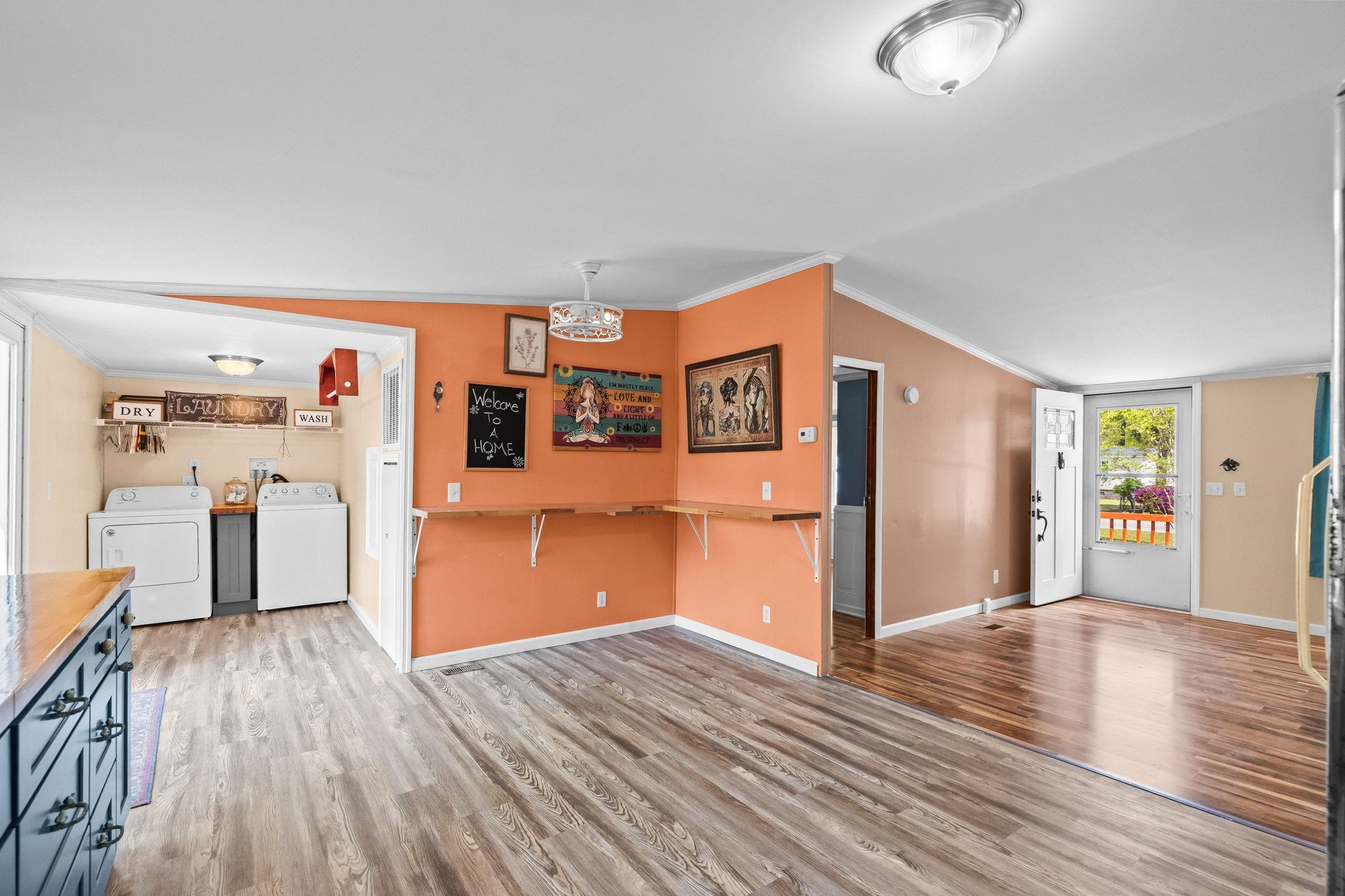 425 Sand Hill Dr. Property Photo 11