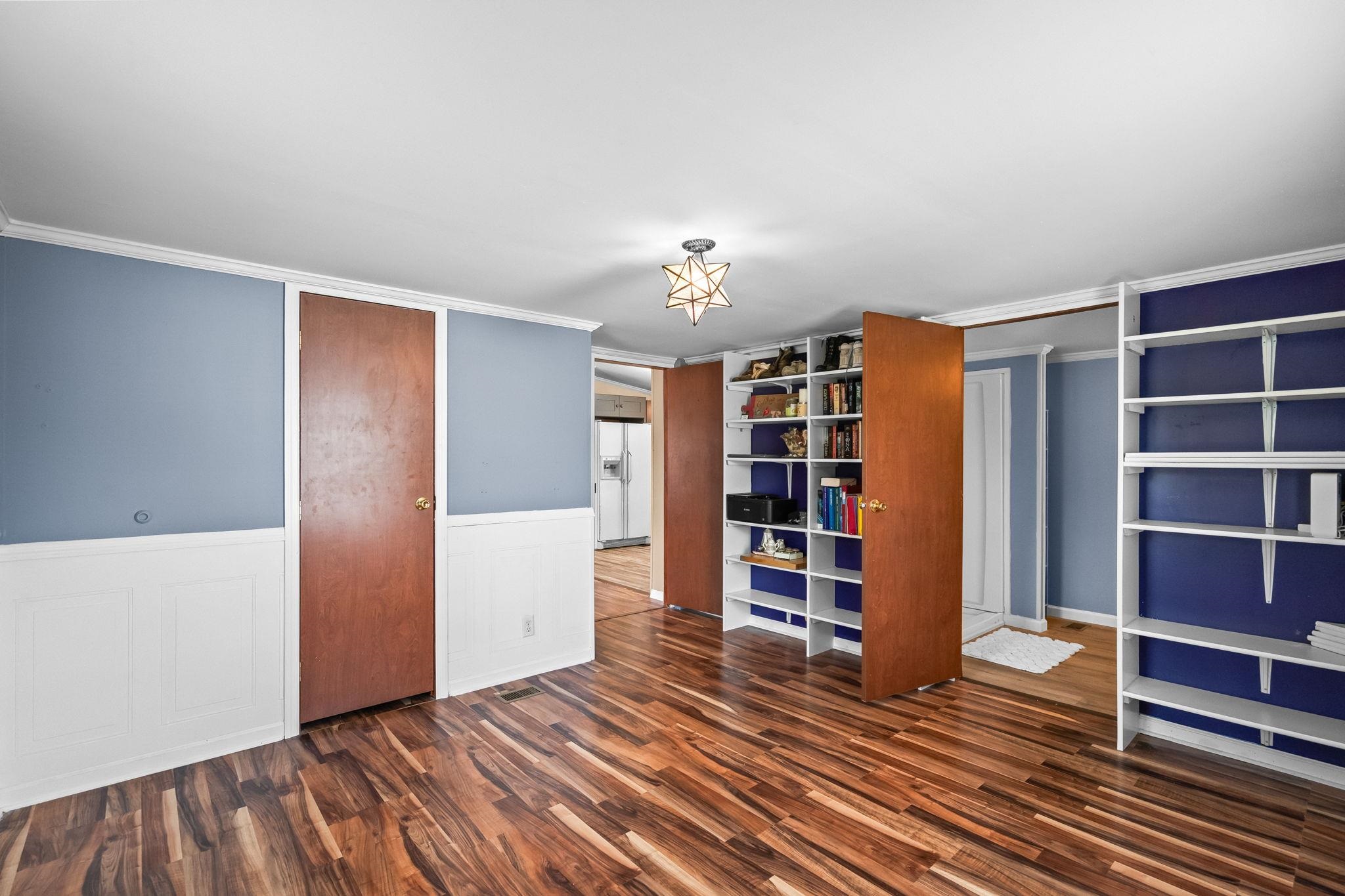 425 Sand Hill Dr. Property Photo 20