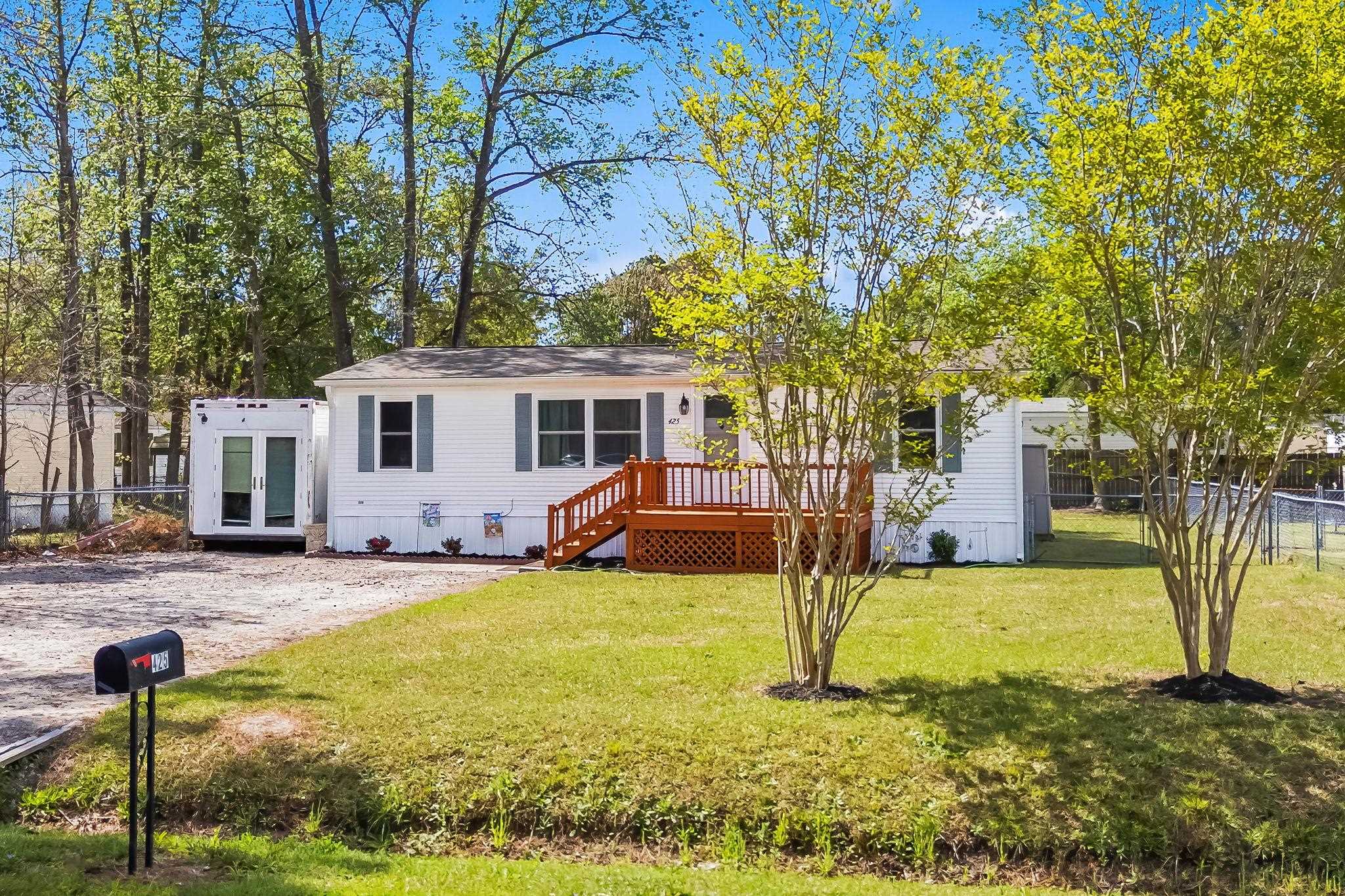 425 Sand Hill Dr. Property Photo 38