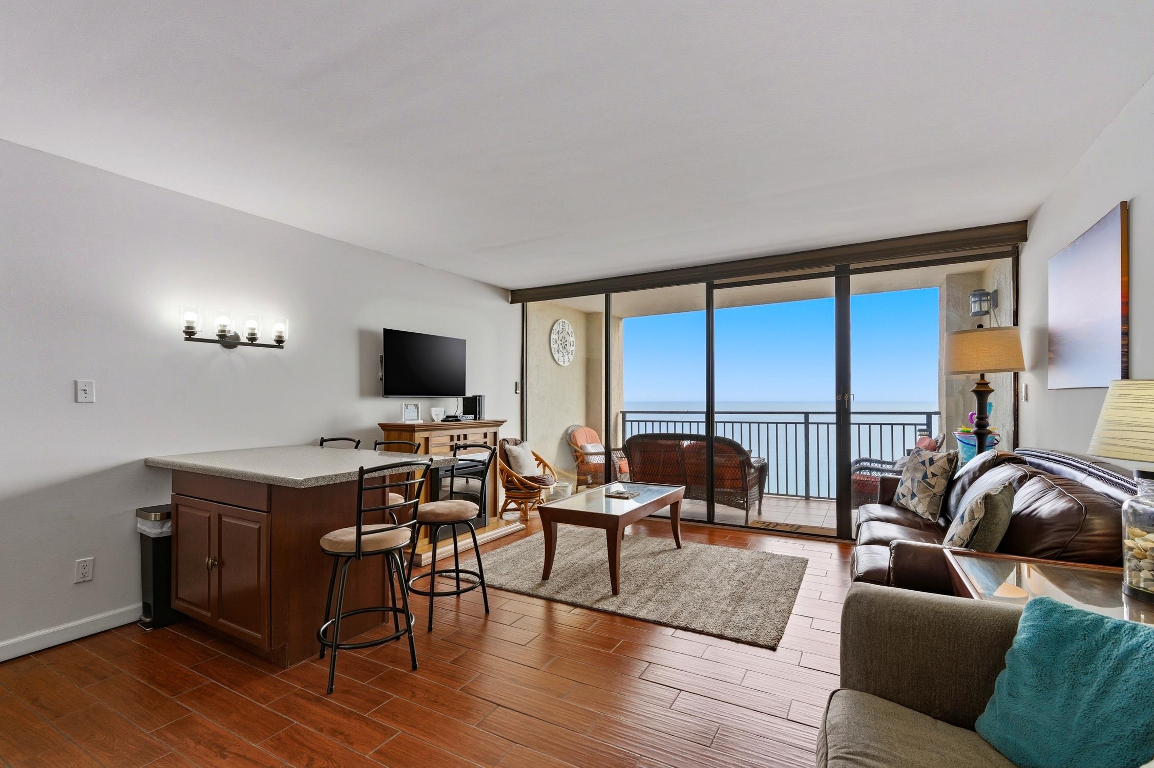 5523 N Ocean Blvd. Property Photo 2