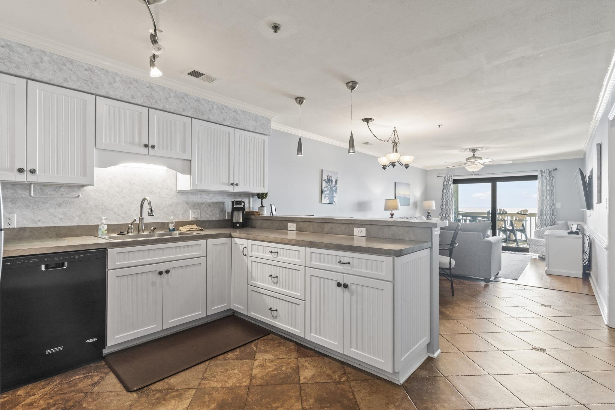 811 N Ocean Blvd. Property Photo 2