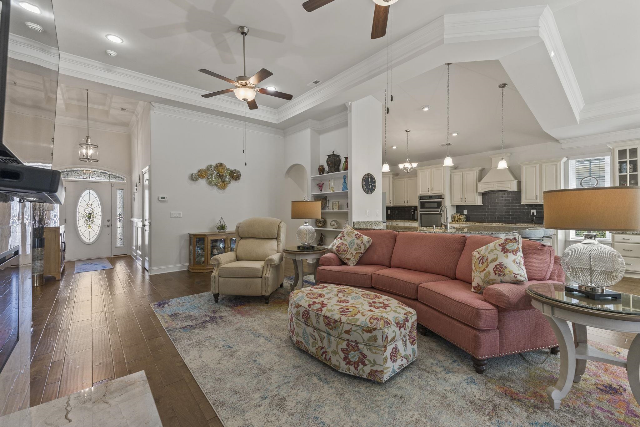 2318 Via Palma Dr. Property Photo 5