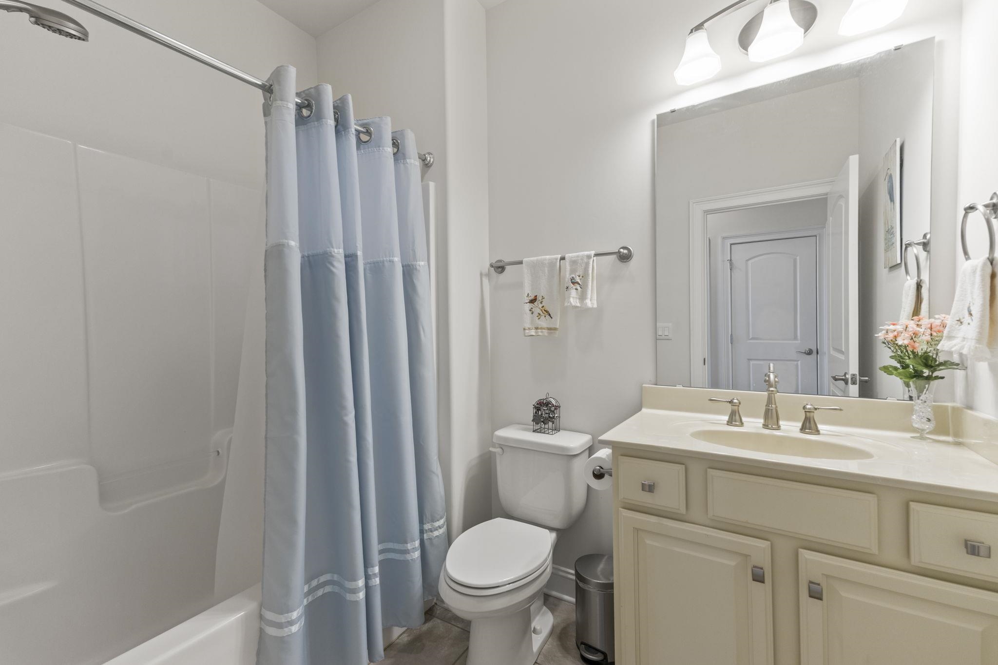 2318 Via Palma Dr. Property Photo 16