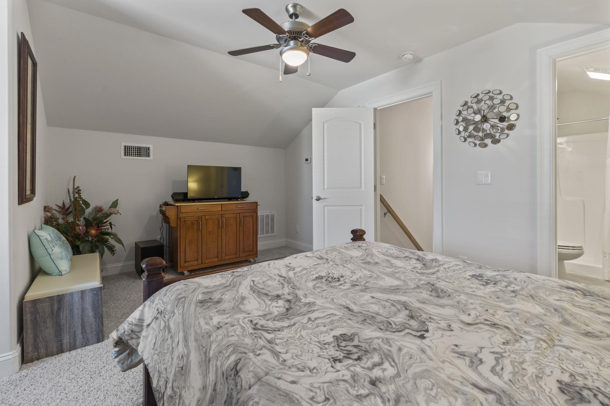 2318 Via Palma Dr. Property Photo 25