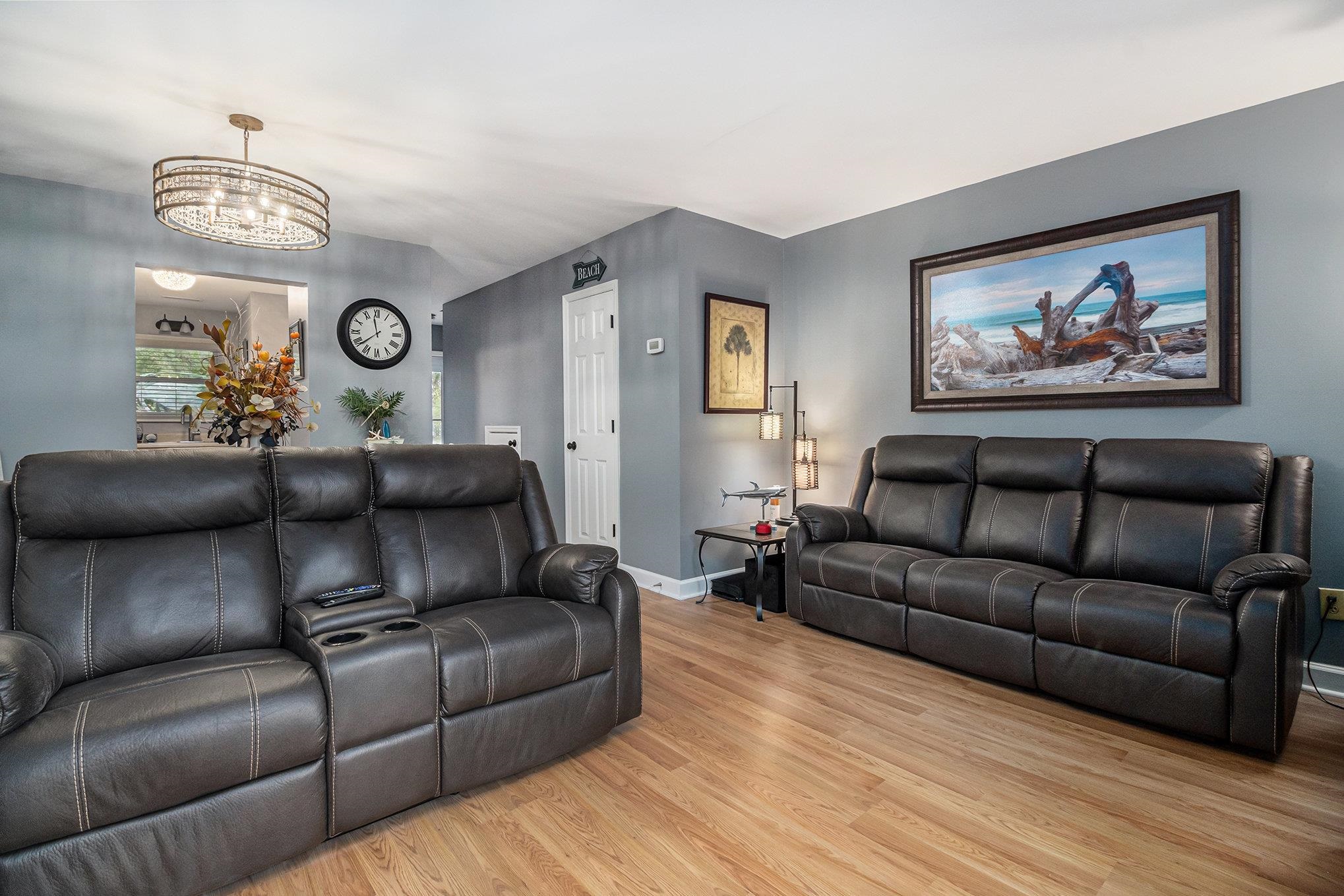 6510 Wildwood Trail Property Photo 3