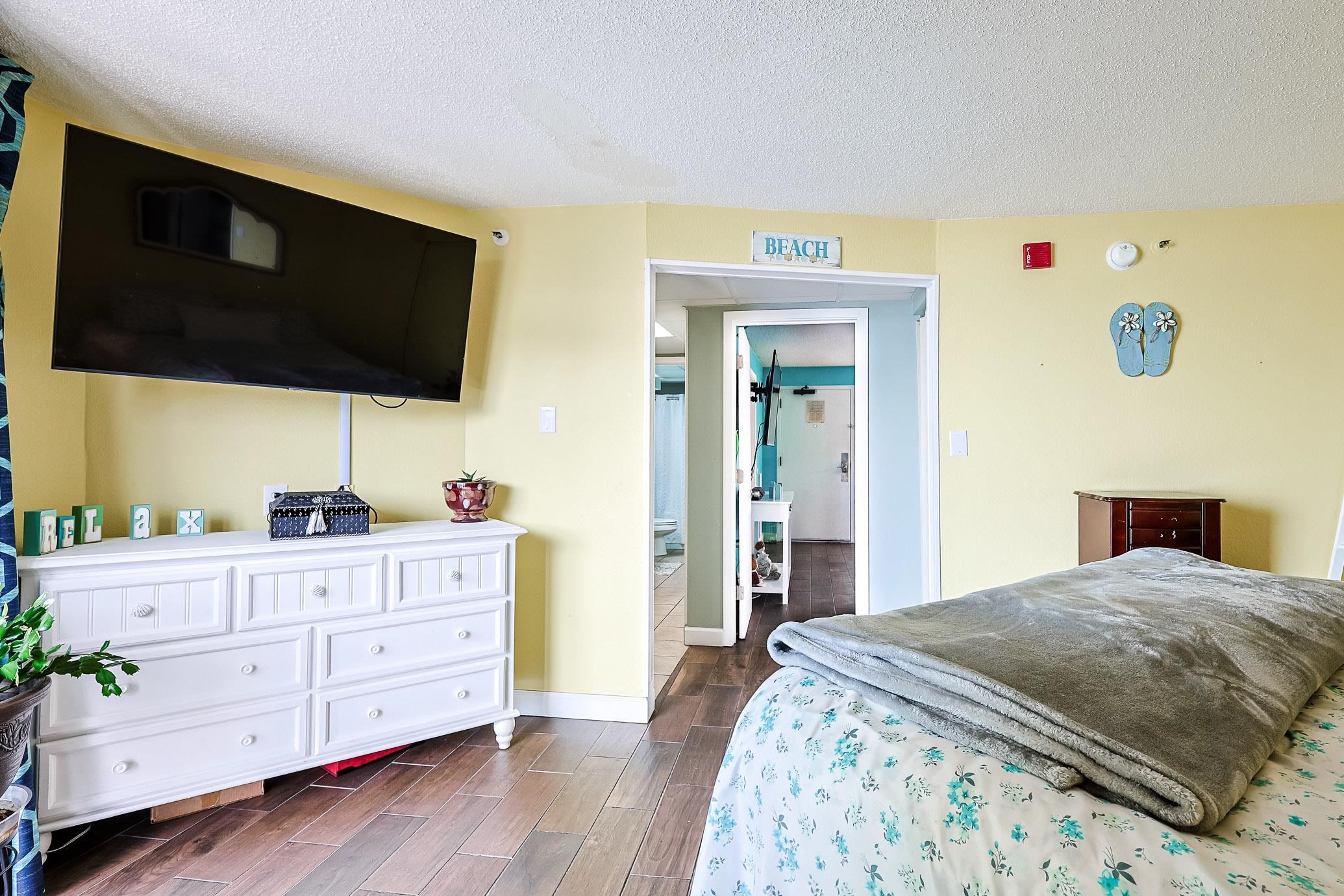 6804 N Ocean Blvd. Property Photo 11