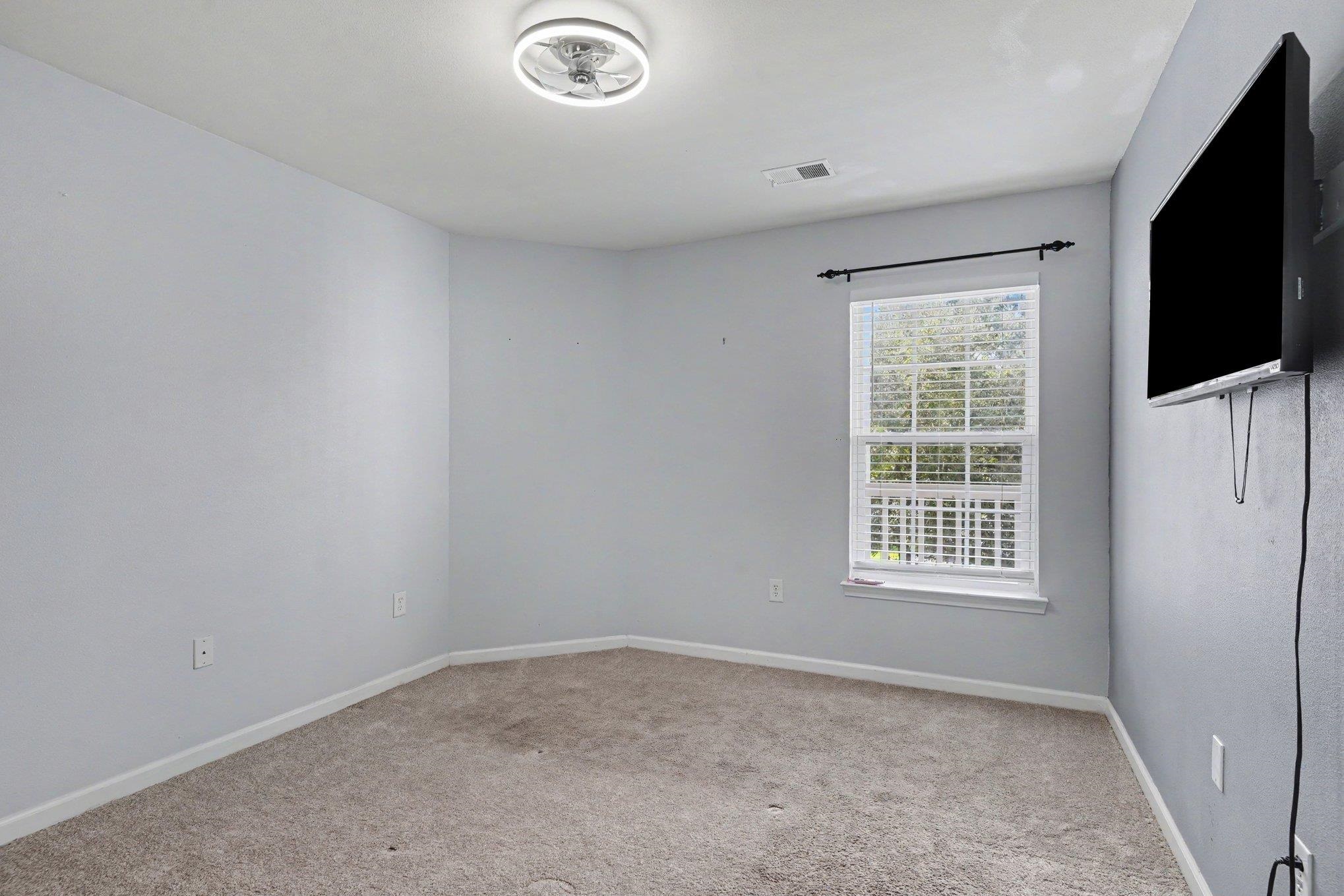 1282 River Oaks Dr. Property Photo 19