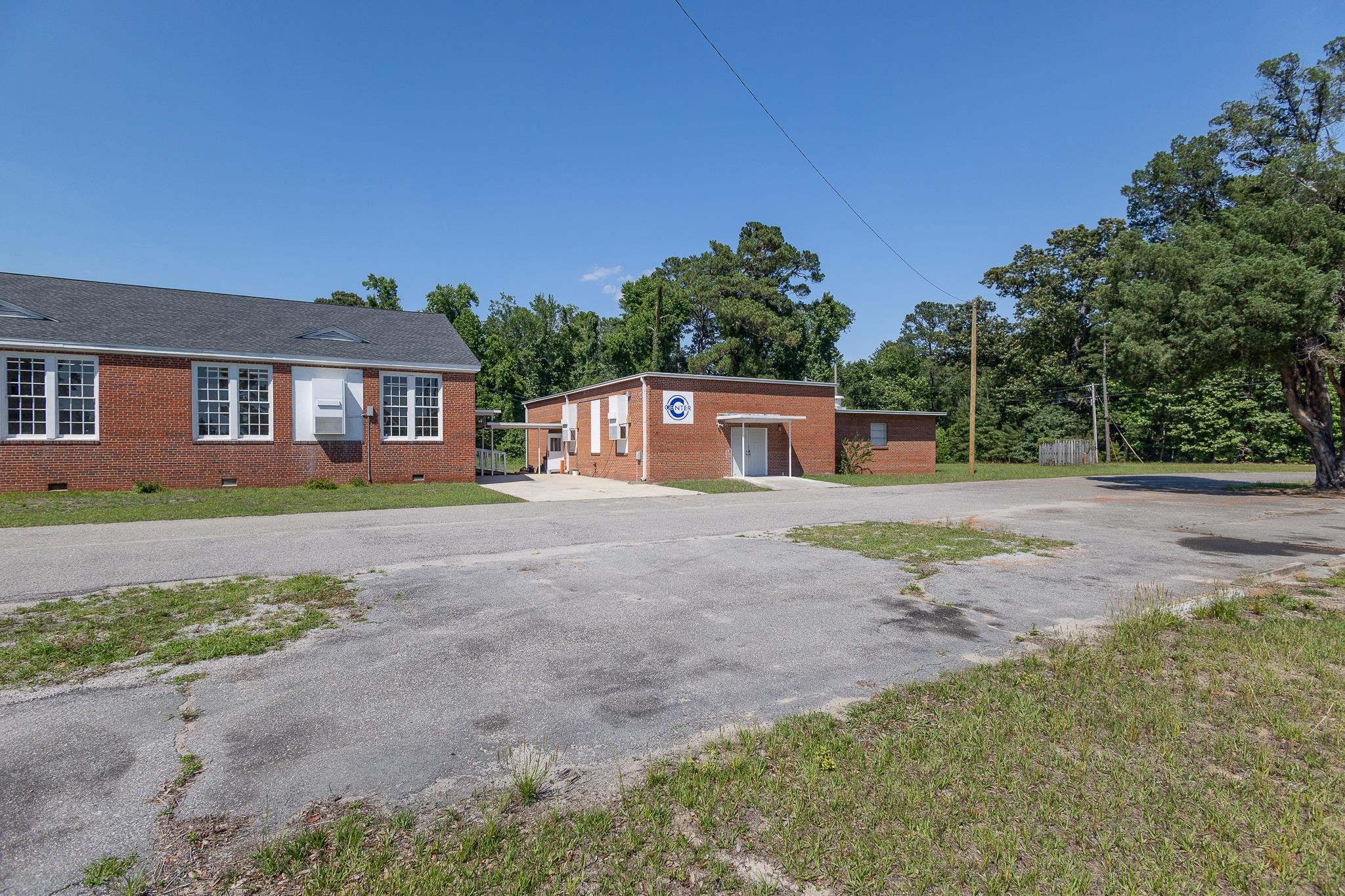 1403 Highway 90 Property Photo 6